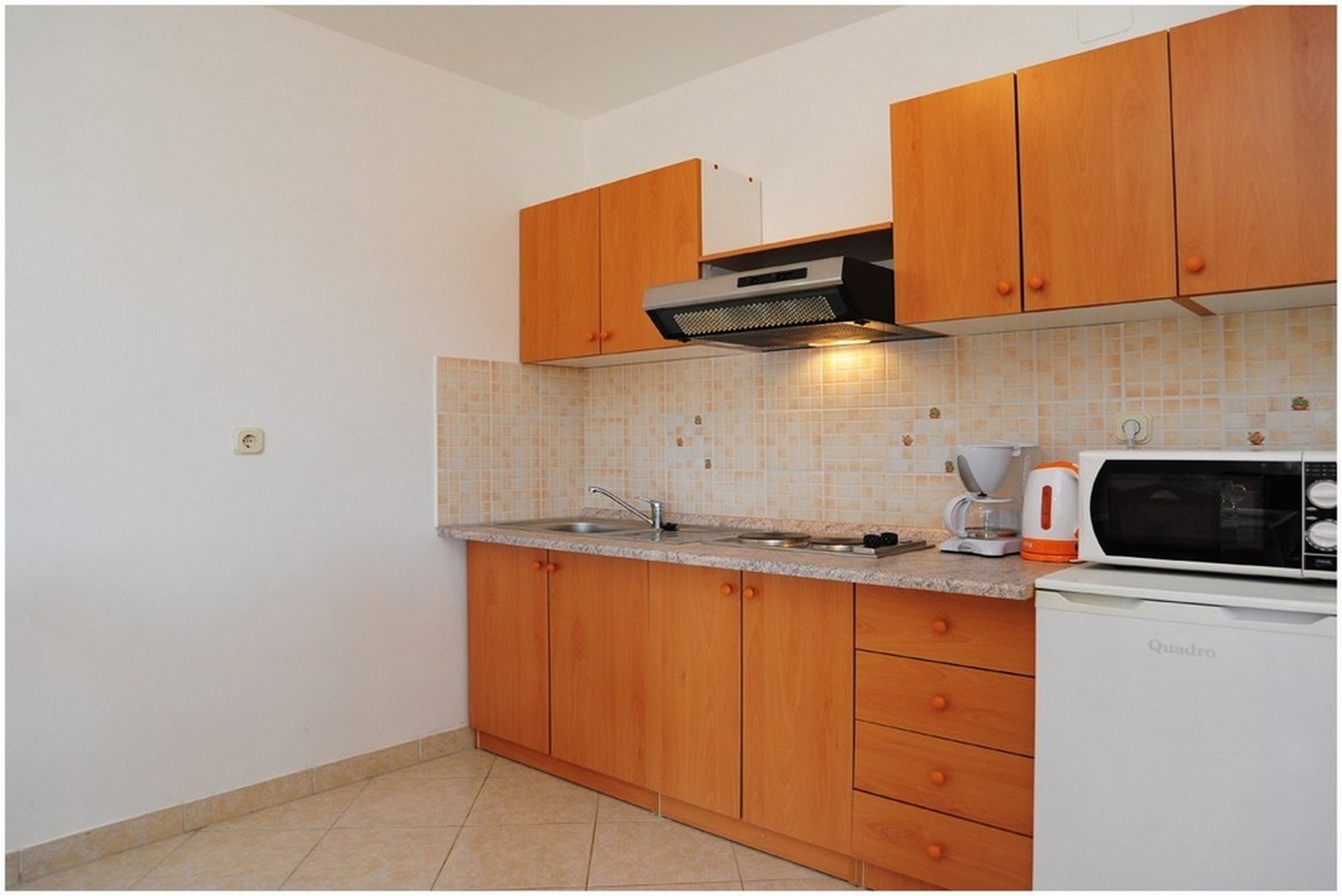 Two bedroom apartment with terrace Vir - Lozice, Vir  A-a