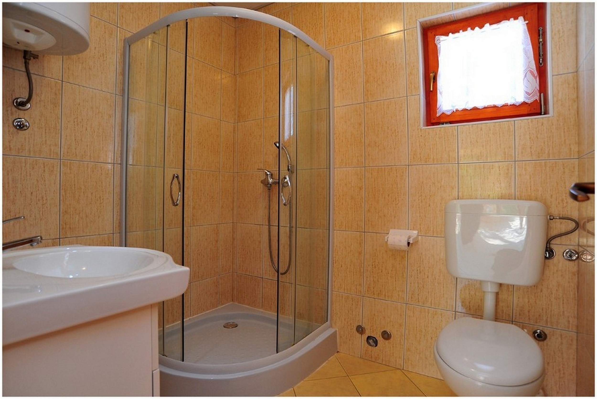 Two bedroom apartment with terrace Vir - Lozice, Vir  A-b