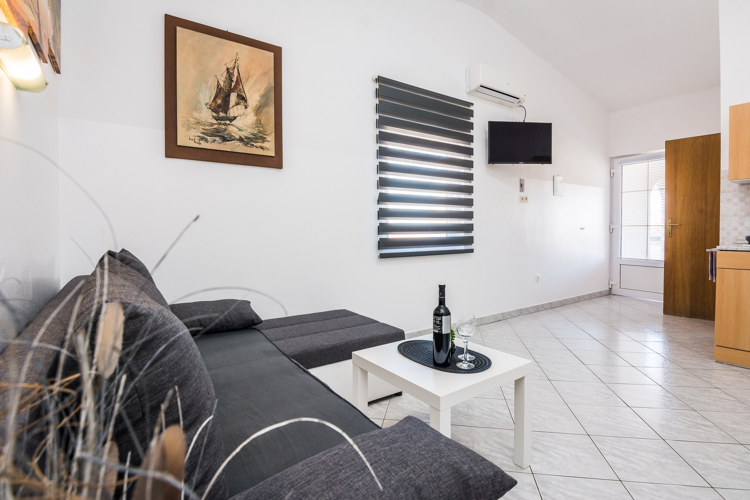 One bedroom apartment with balcony Vir (A-18540-d)