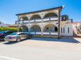 Vir, Vir, Parking lot 18540 - Apartments with pebble beach.