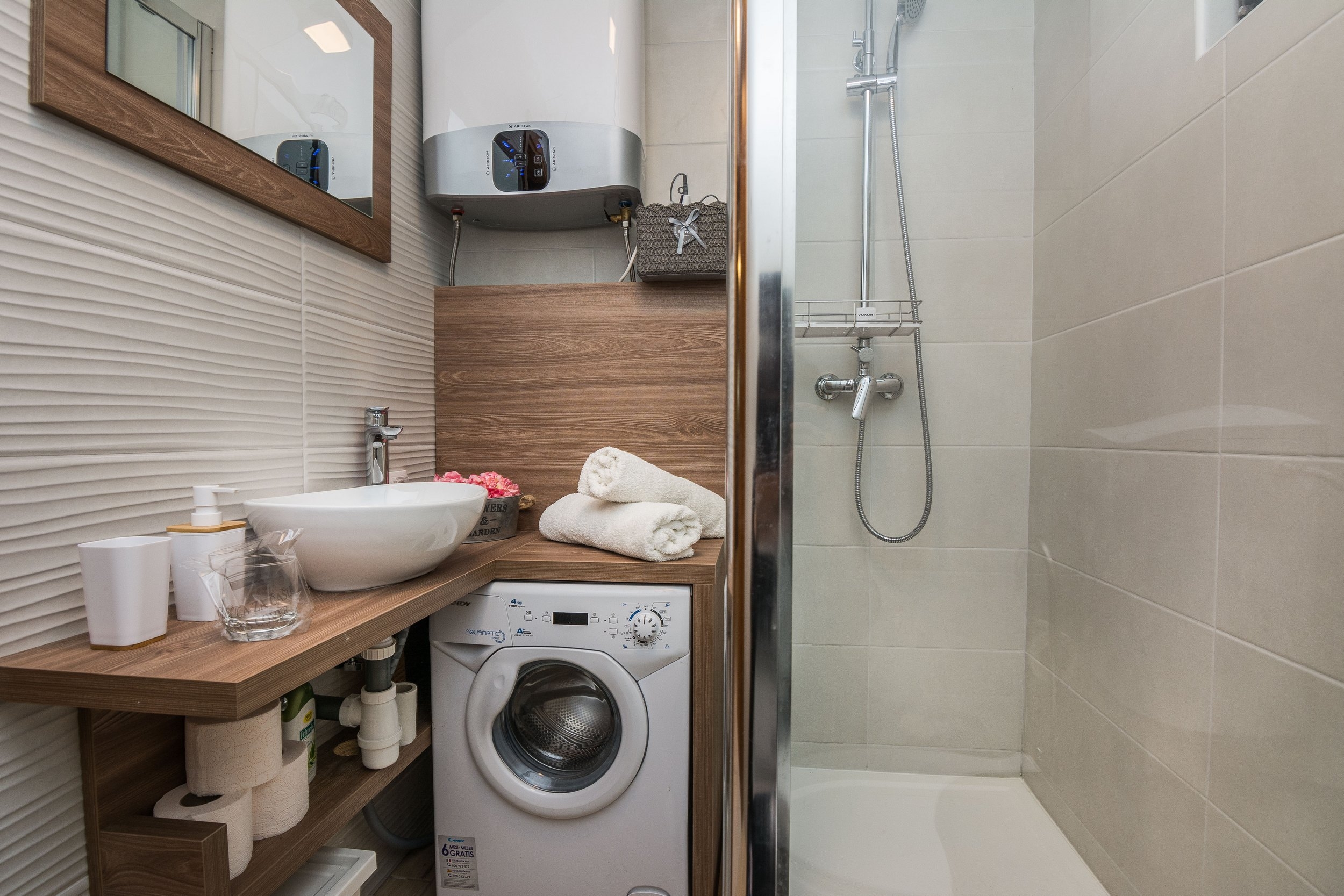 One bedroom apartment with terrace Vir  A-a