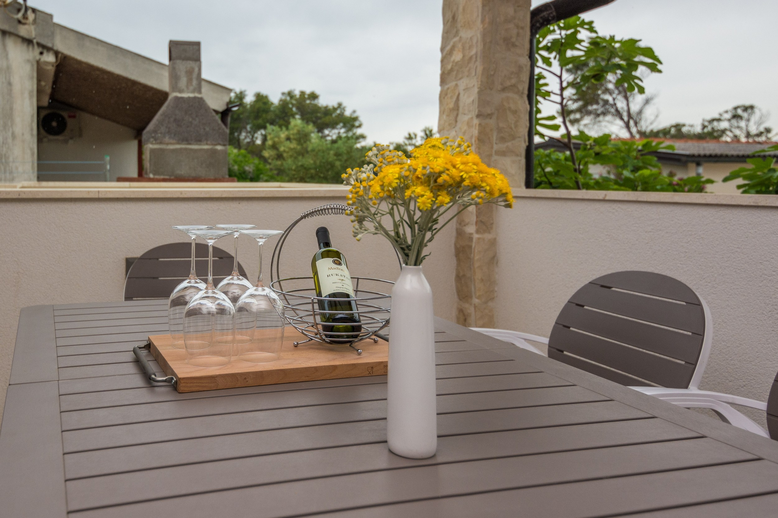Two bedroom apartment with terrace Vir  A-b