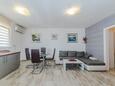 Obývací pokoj Vir, Obývací pokoj v ubytování typu apartment, s klimatizací a WiFi.
