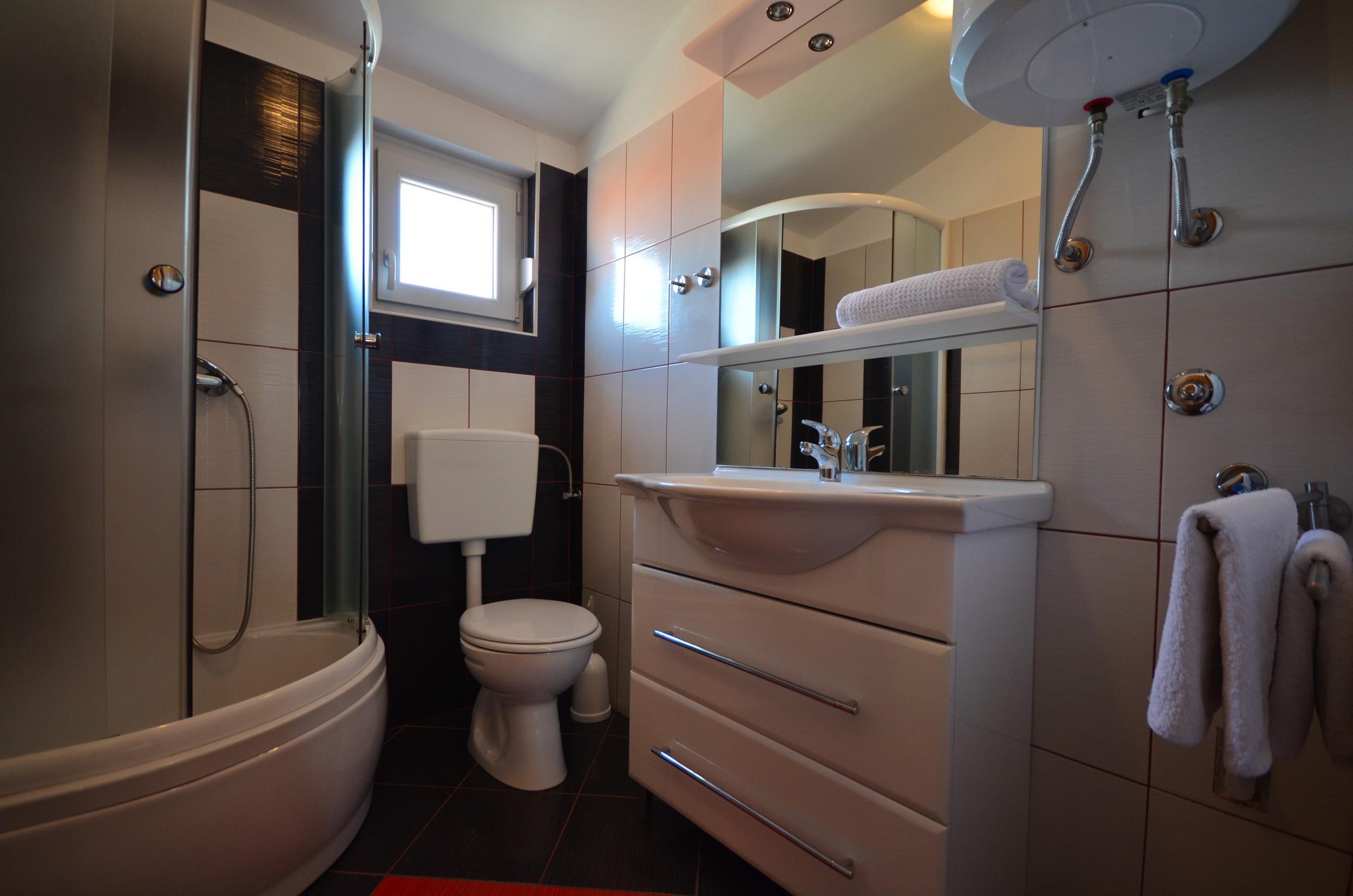 One bedroom apartment with balcony Vir - Kozjak, Vir  A-b