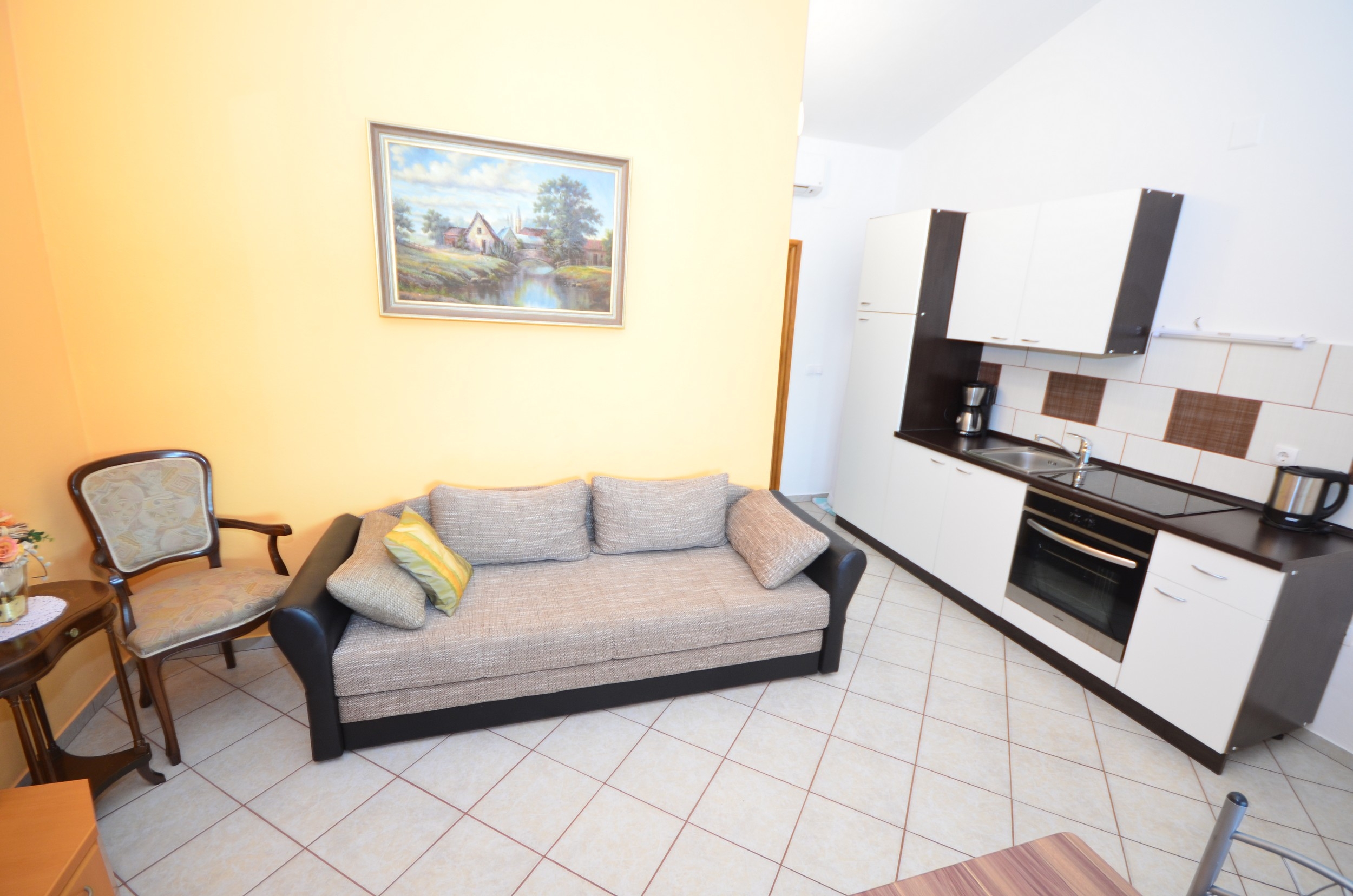 One bedroom apartment with balcony Vir - Kozjak, Vir (A-18556-b)