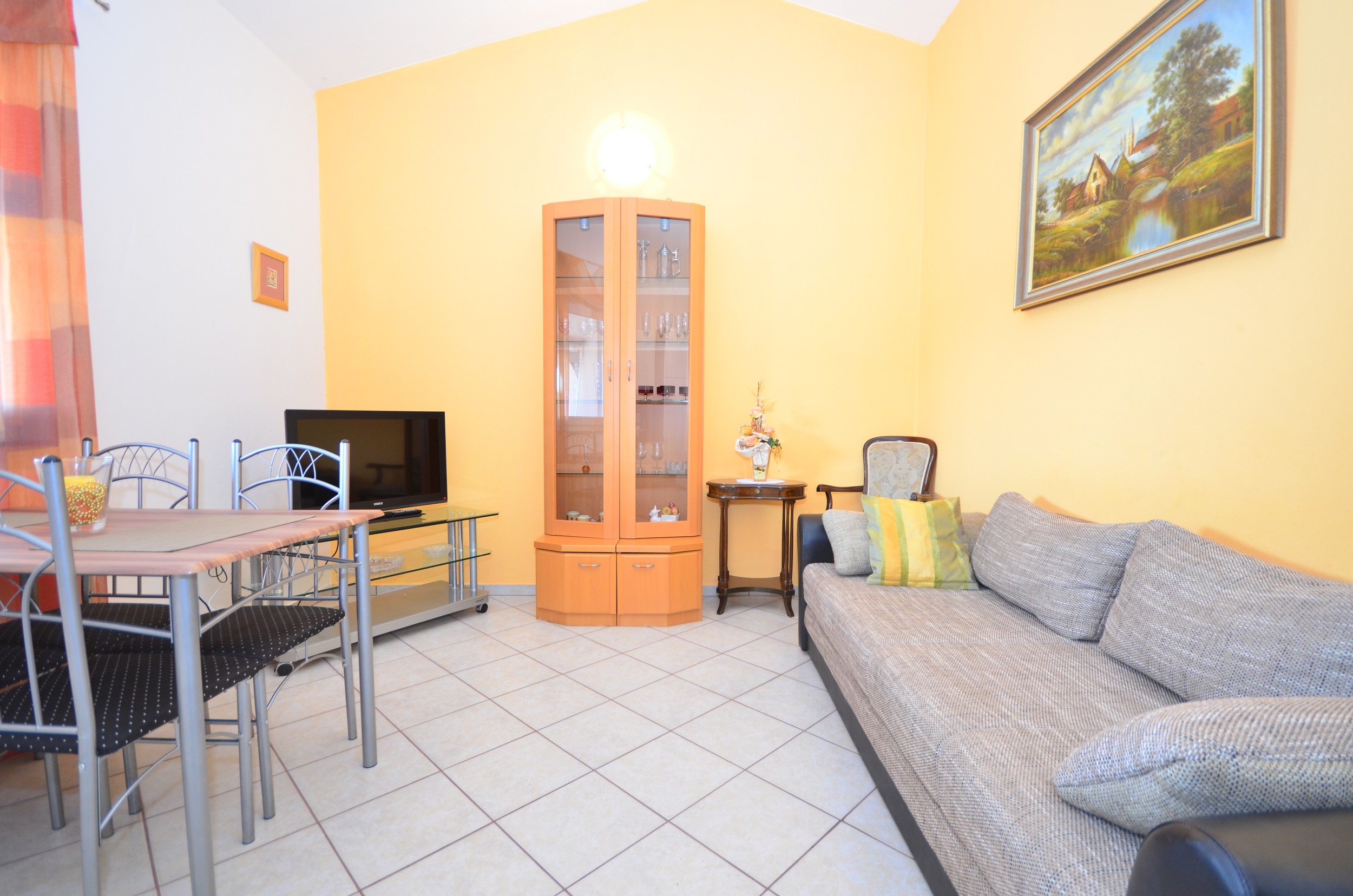 One bedroom apartment with balcony Vir - Kozjak, Vir (A-18556-b)