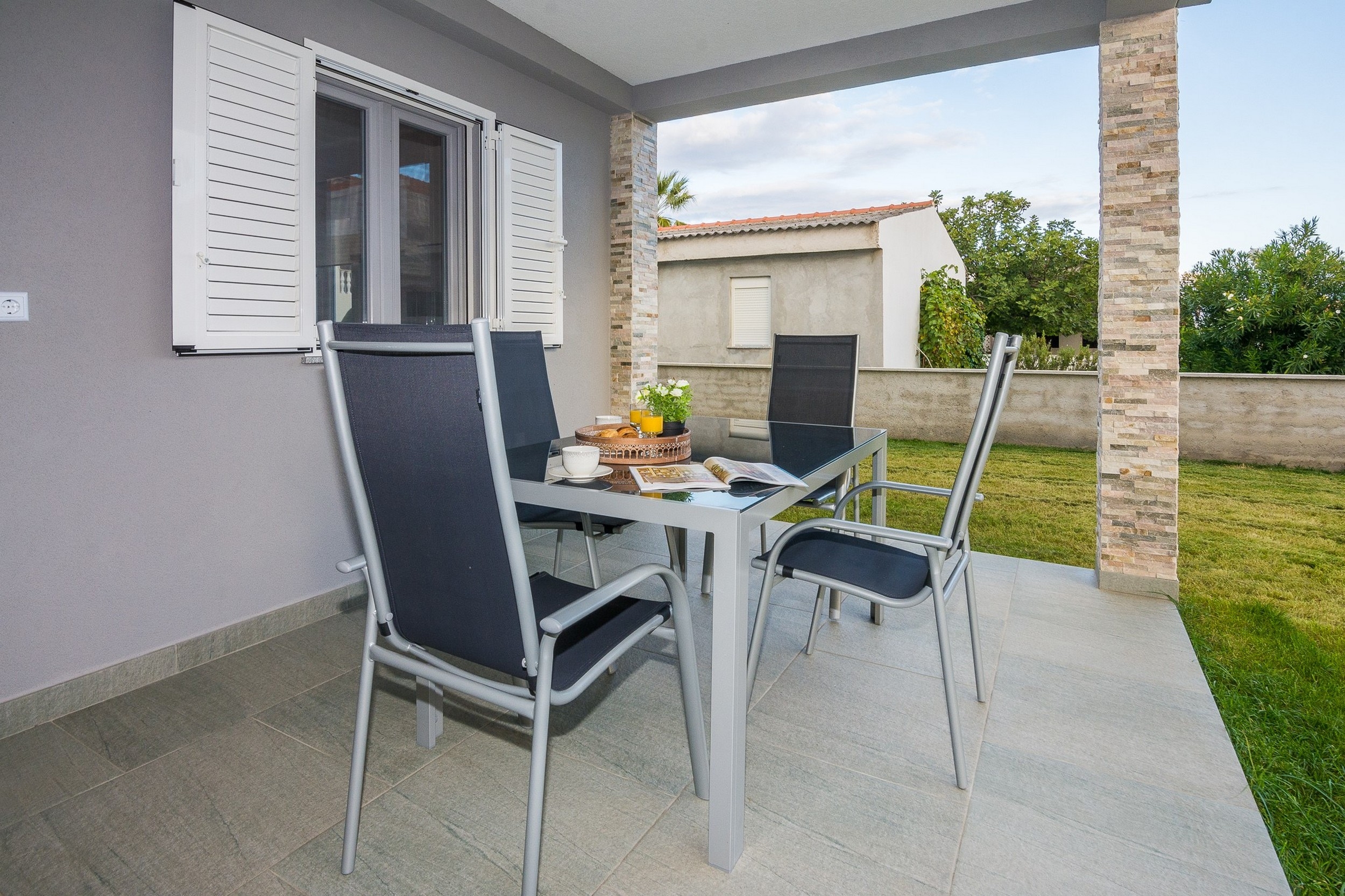 One bedroom apartment with terrace Vir (A-18557-b) One bedroom apartment with terrace Vir (A-18557-b)