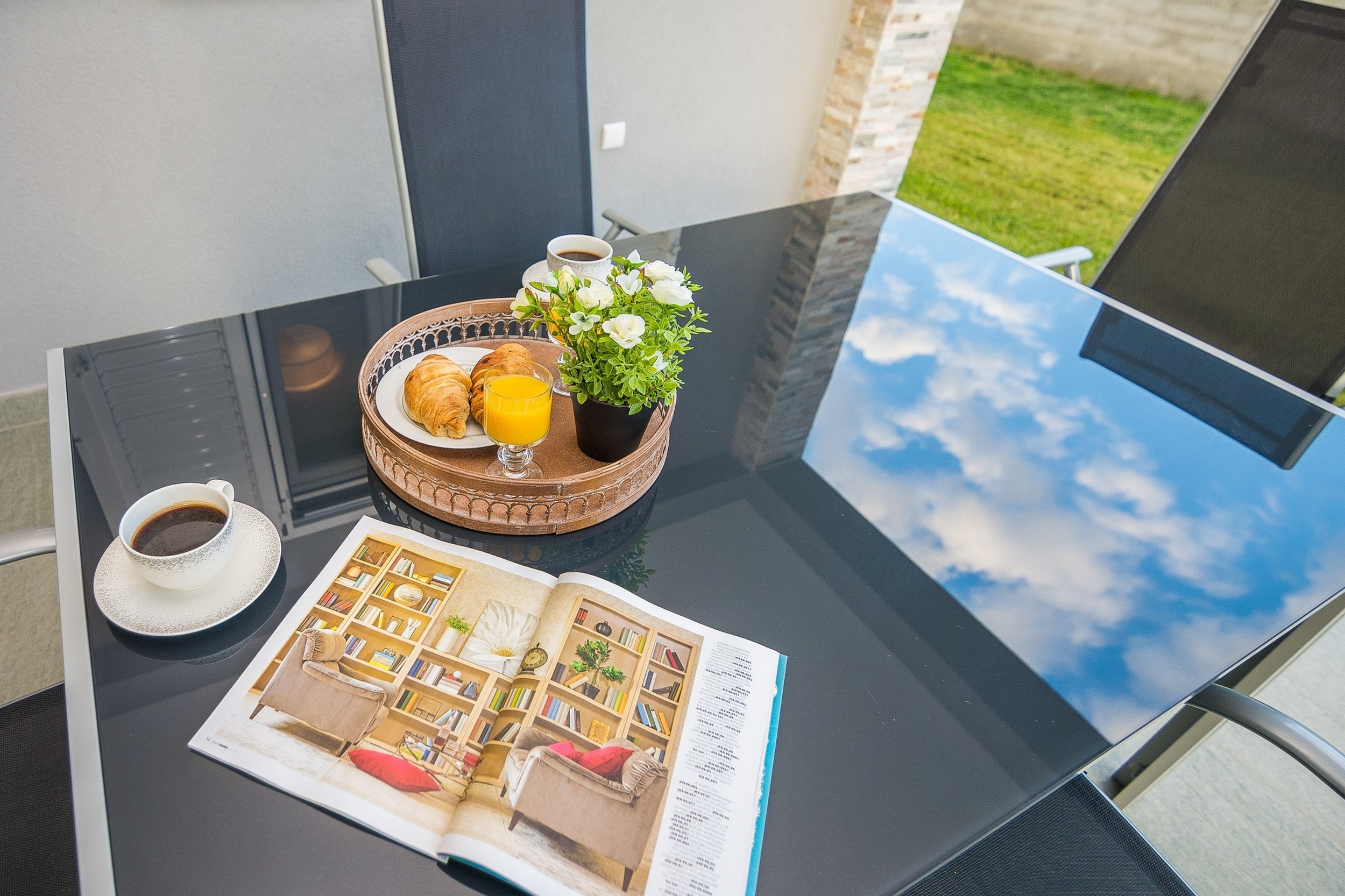 One bedroom apartment with terrace Vir  A-b