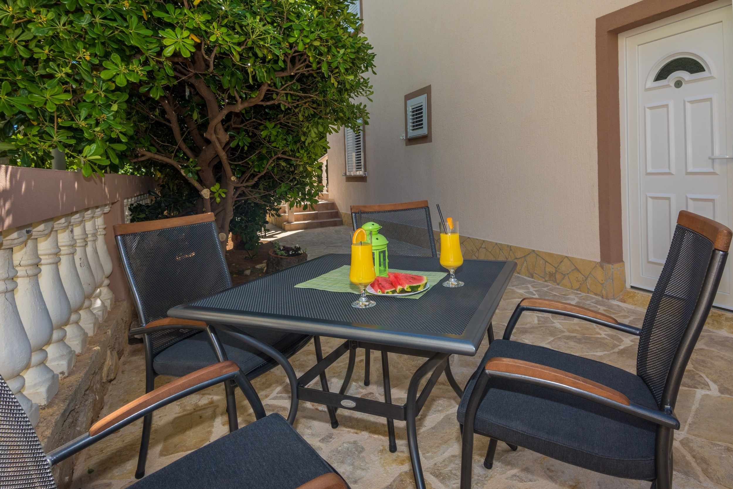 One bedroom apartment with terrace Vir  A-a