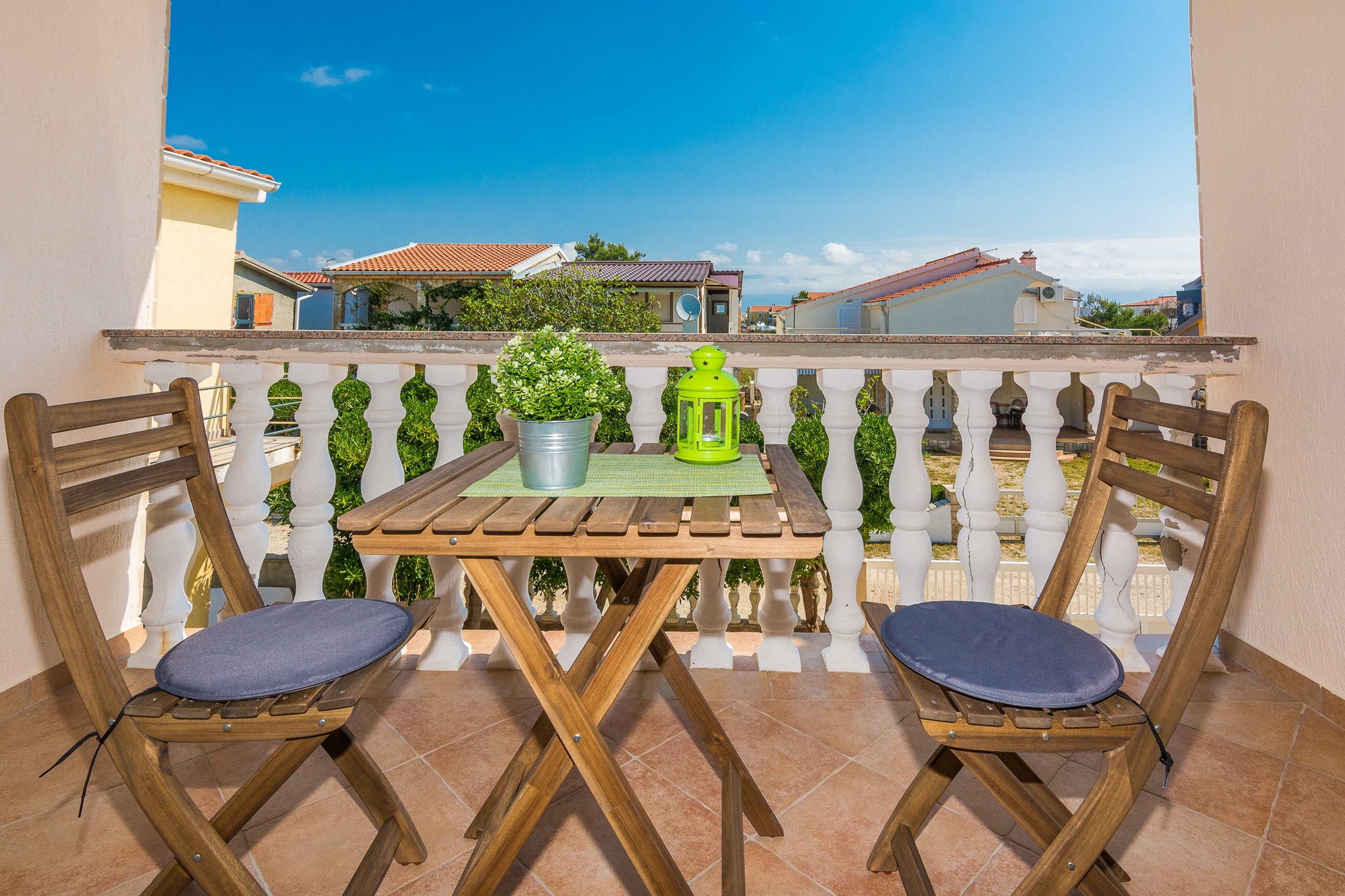 Studio flat with balcony Vir  AS-b