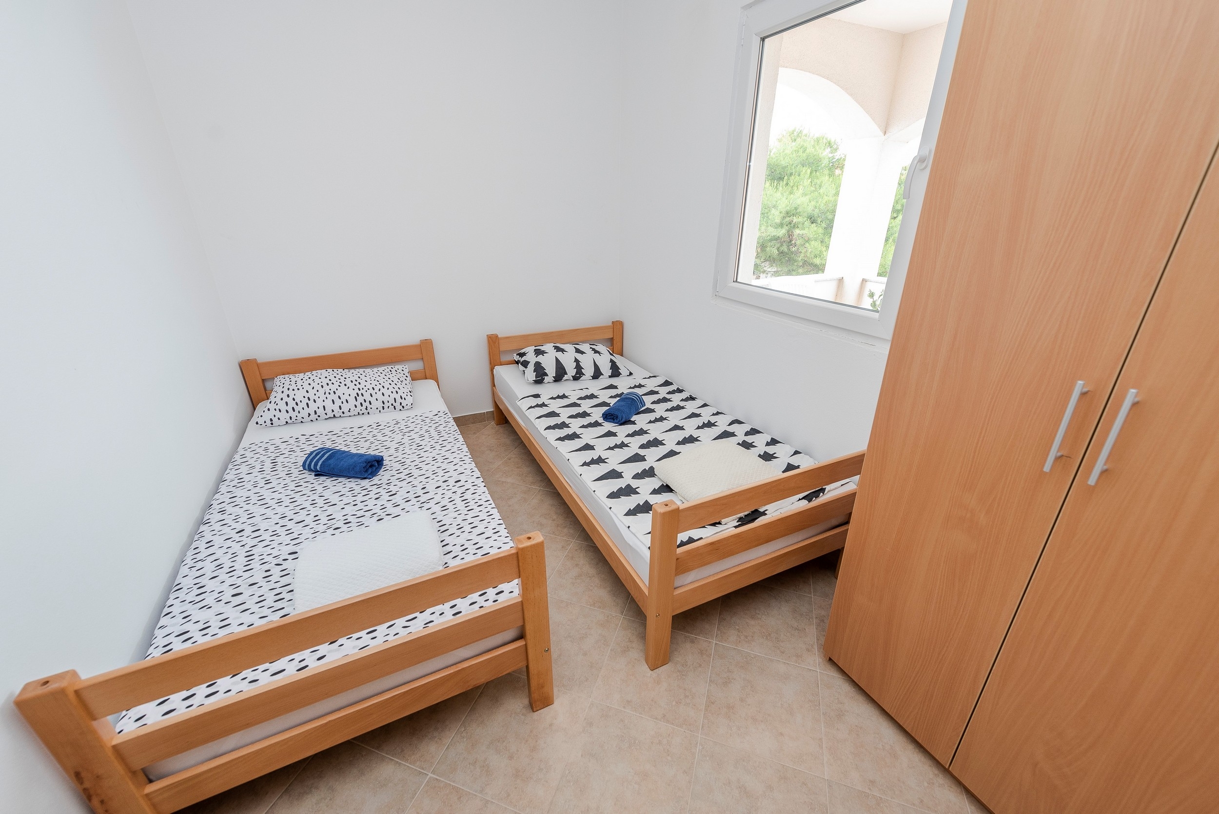 Two bedroom apartment with terrace Vir  A-b