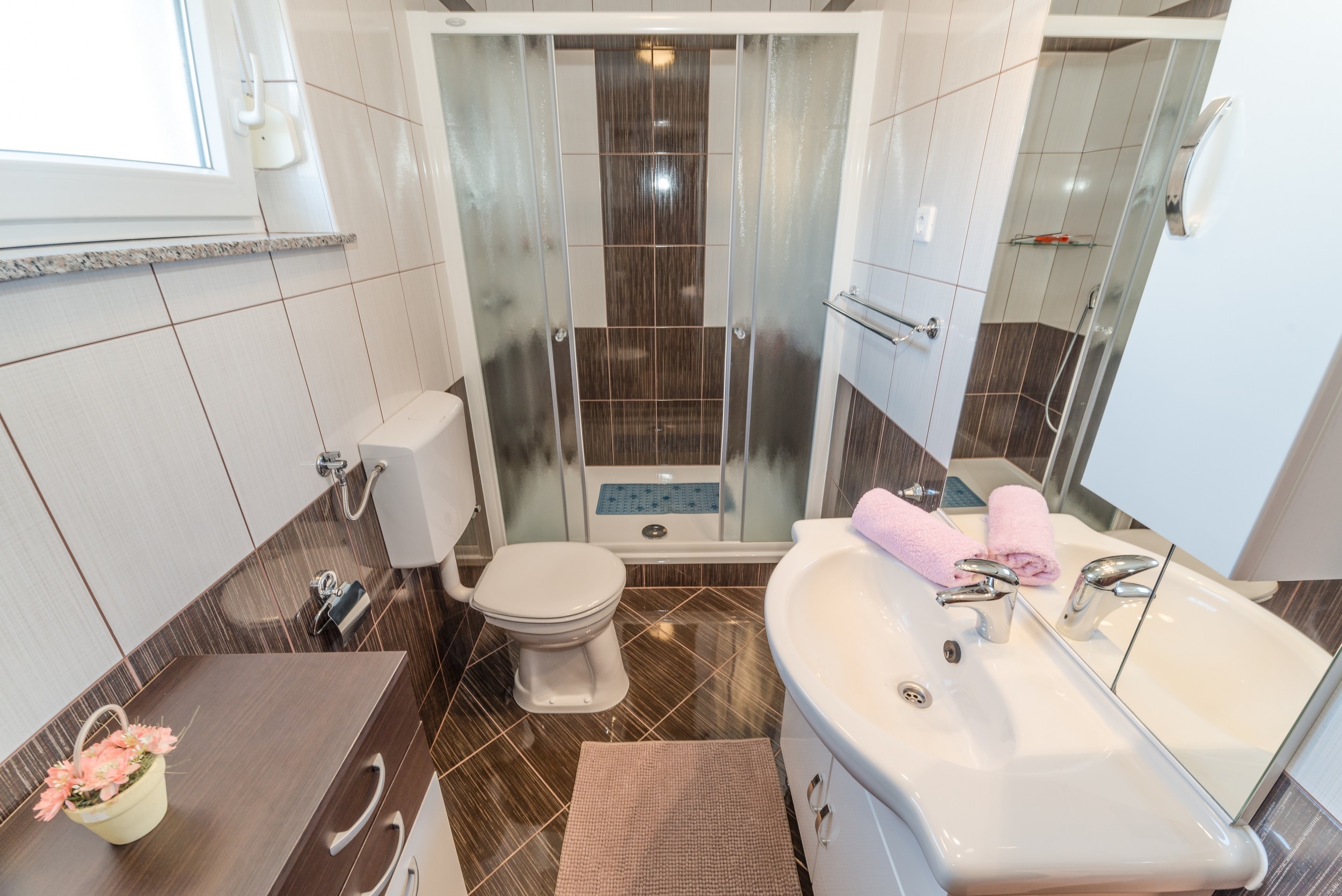Two bedroom apartment with terrace Vir - Lozice, Vir  A-a