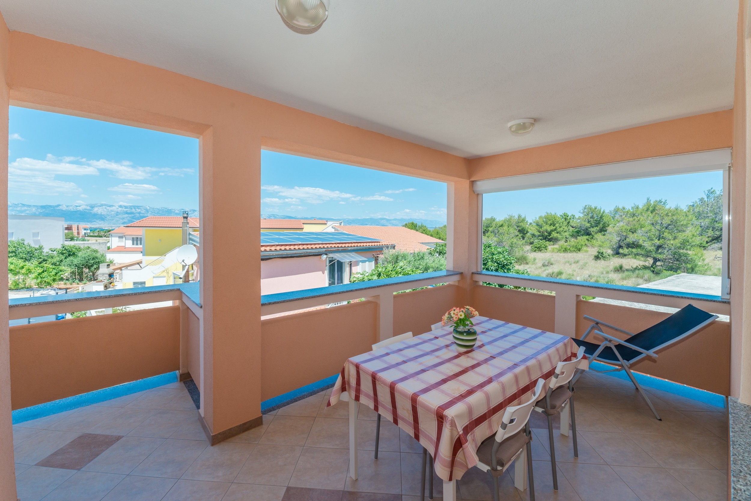 Two bedroom apartment with balcony Vir - Lozice, Vir (A-18567-c)