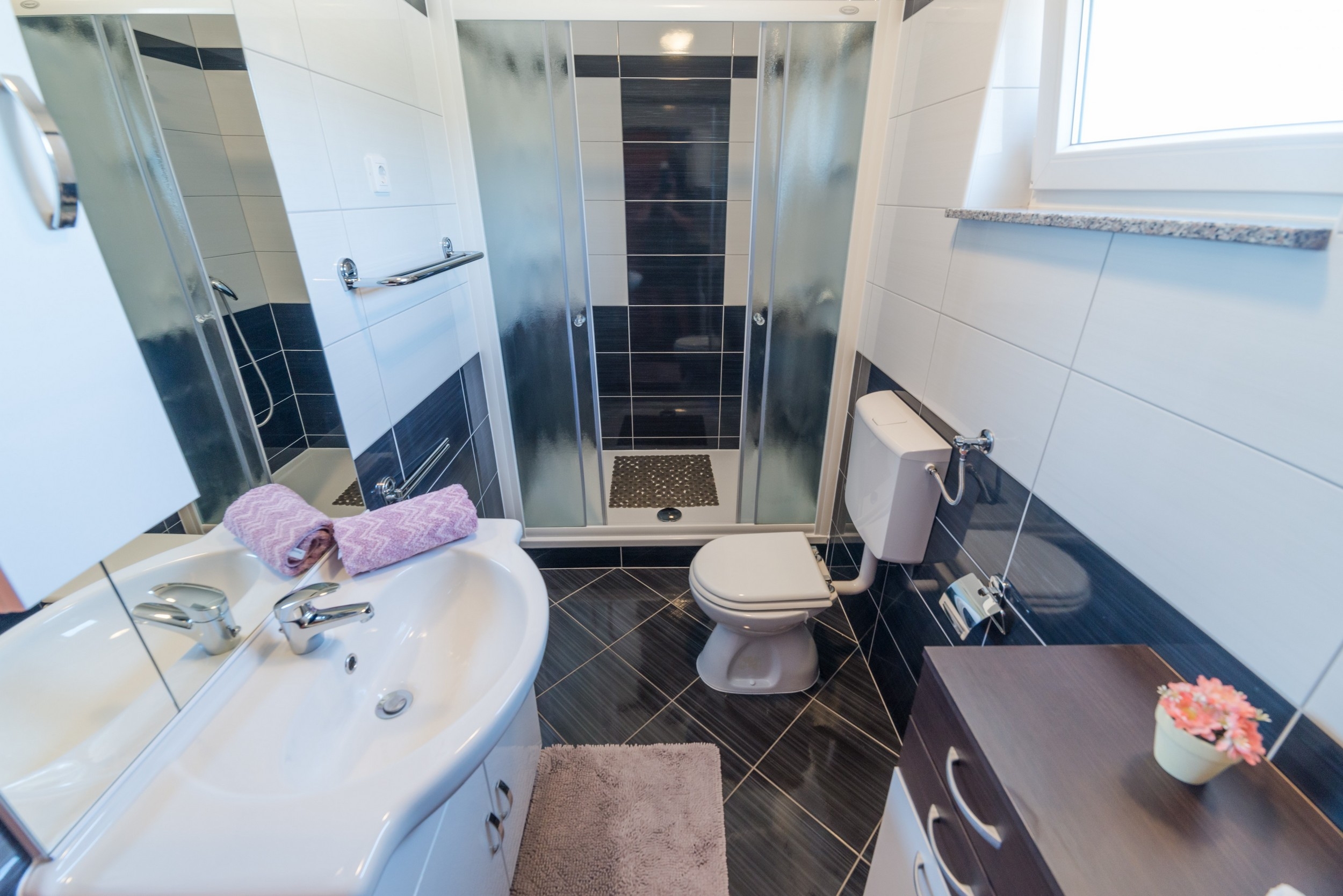 Two bedroom apartment with balcony Vir - Lozice, Vir  A-c