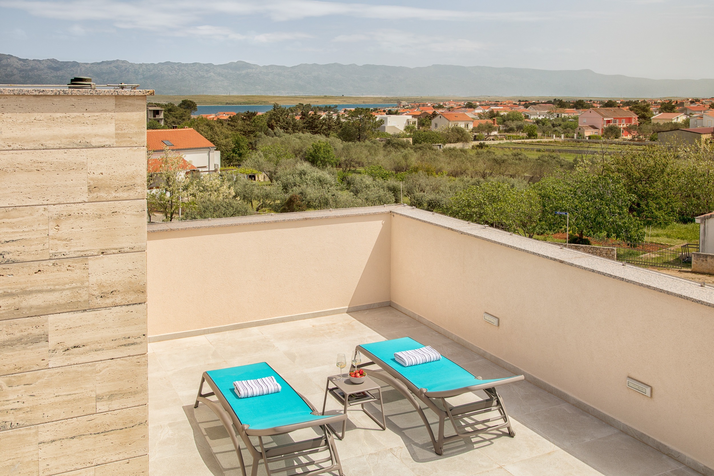 Four bedroom house with terrace and sea view Vir  K