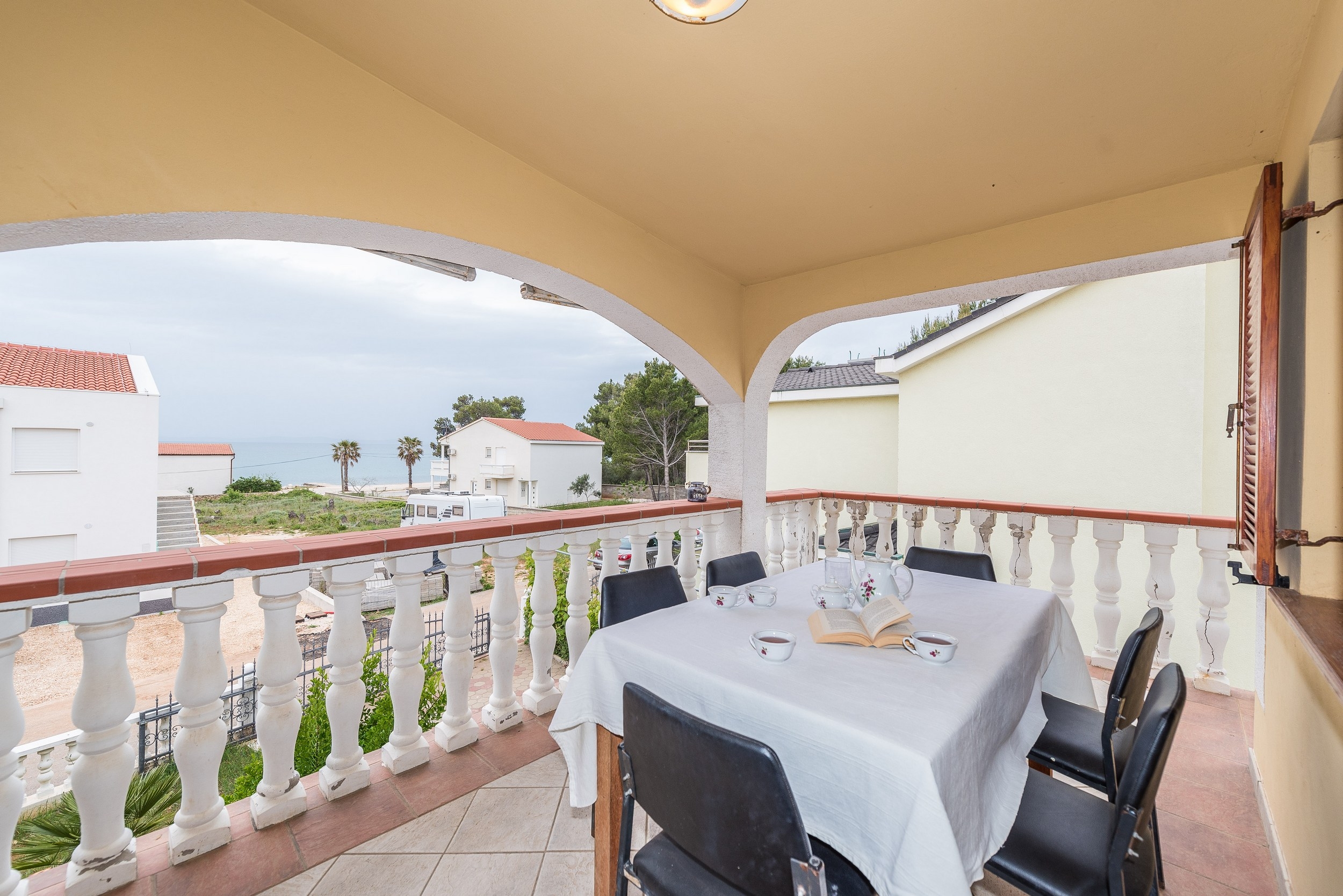 Three bedroom apartment with balcony and sea view Vir  A-a