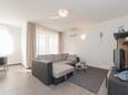 Privlaka, Obývací pokoj v ubytování typu apartment, s klimatizací a WiFi.