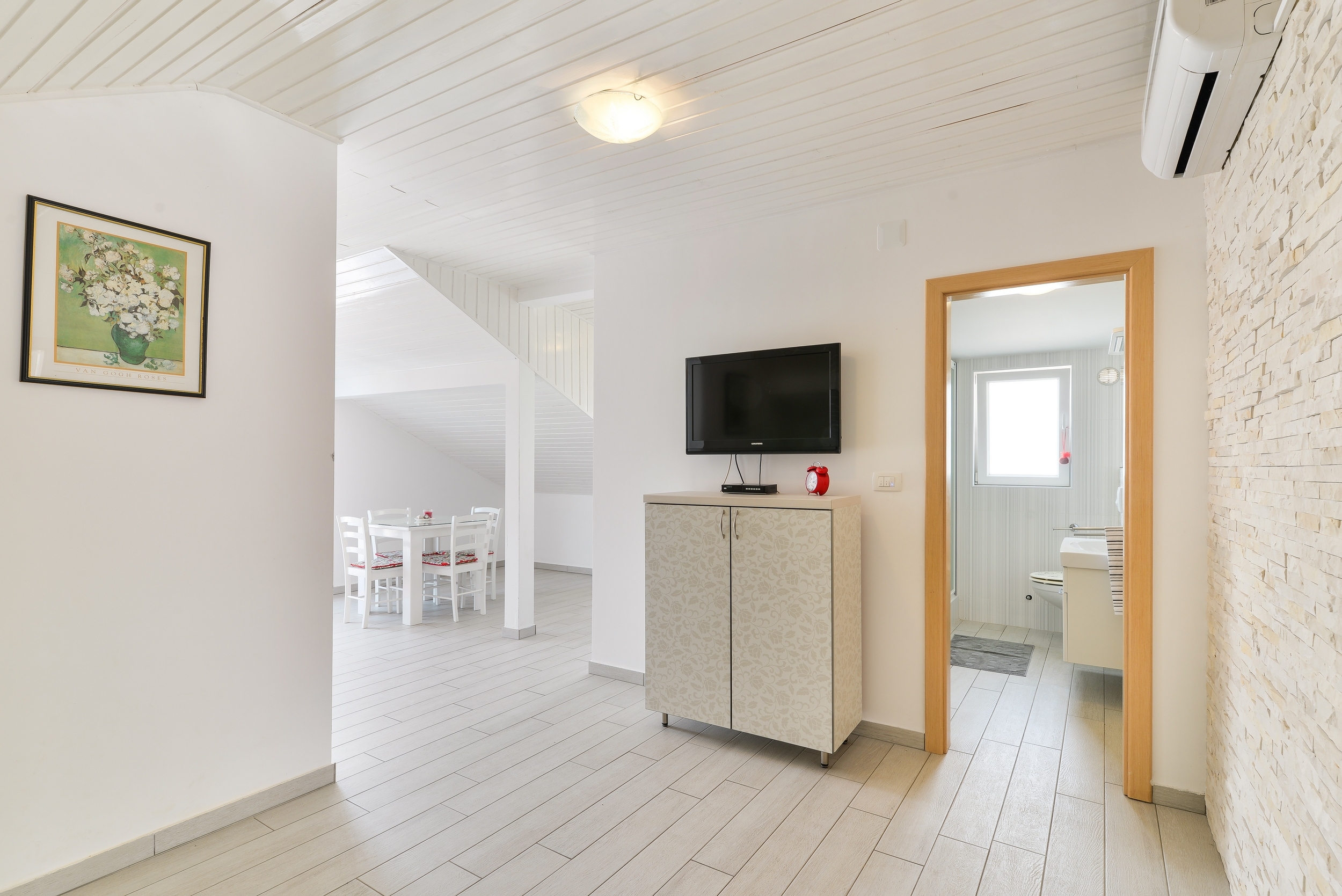 One bedroom apartment with terrace Vir  A-a