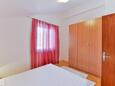 Vir - Pedinka, Ložnice v ubytování typu apartment.