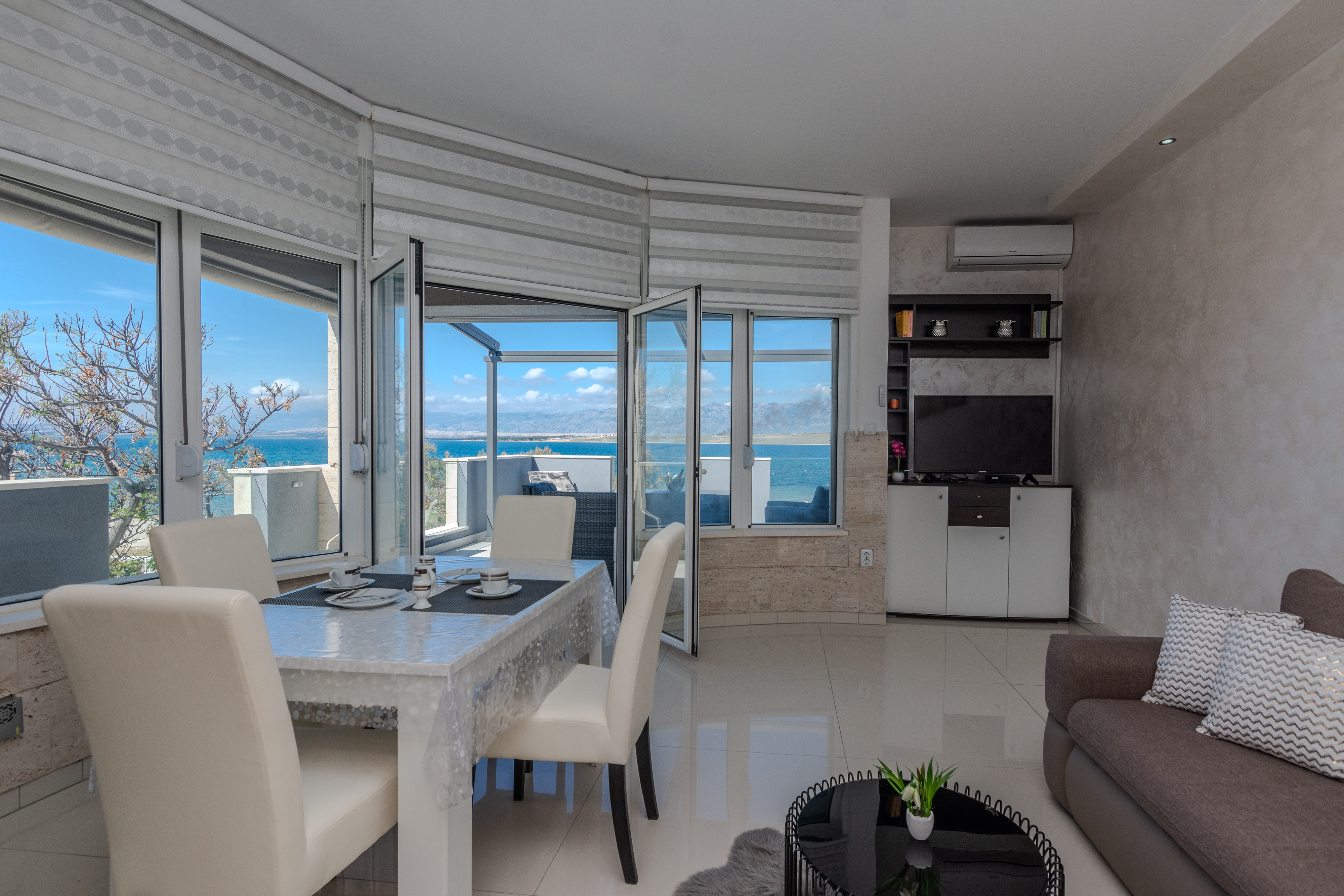 One bedroom apartment near beach Vir (A-18588-a)