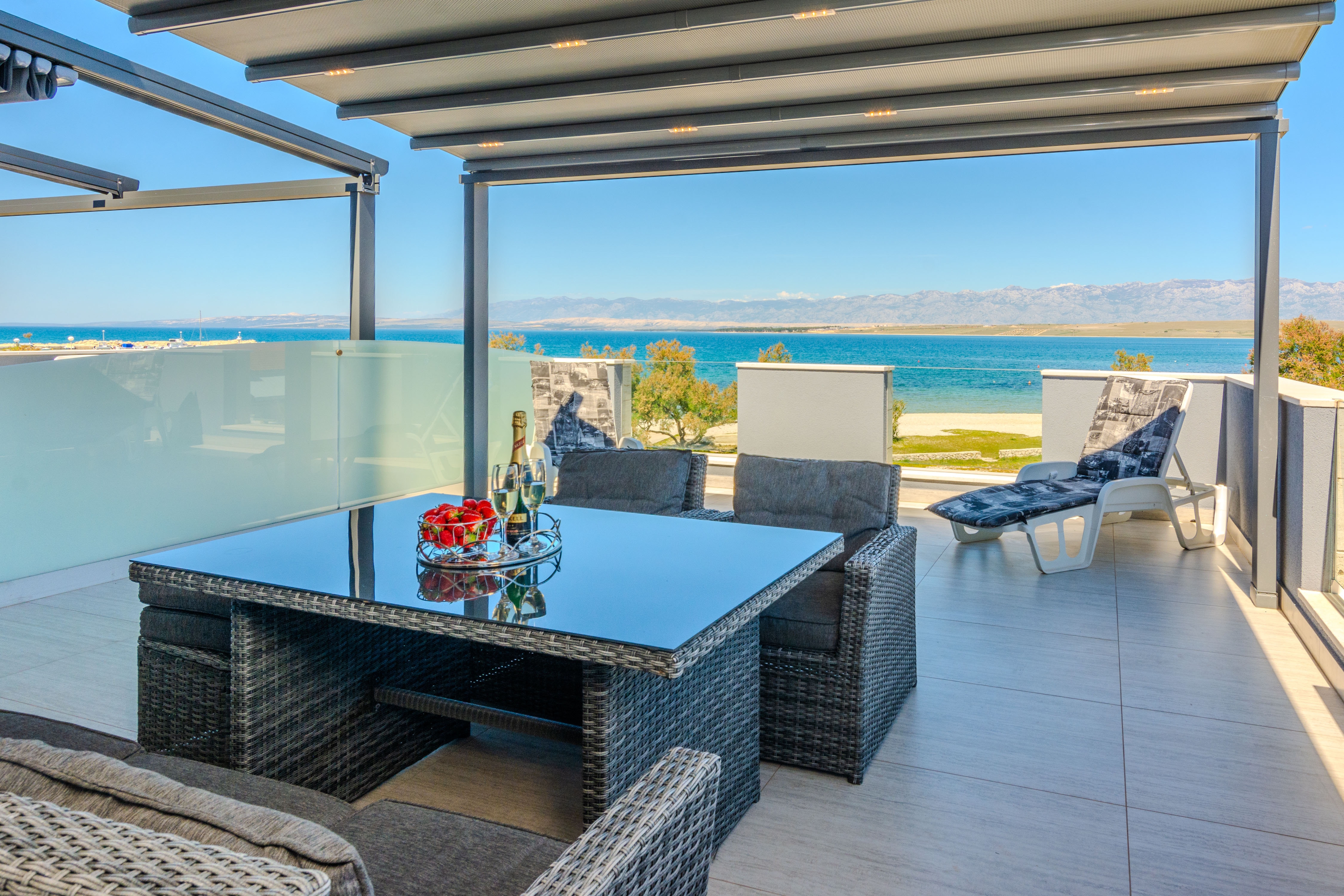 Two bedroom apartment near beach Vir (A-18588-b) Two bedroom apartment near beach Vir (A-18588-b)