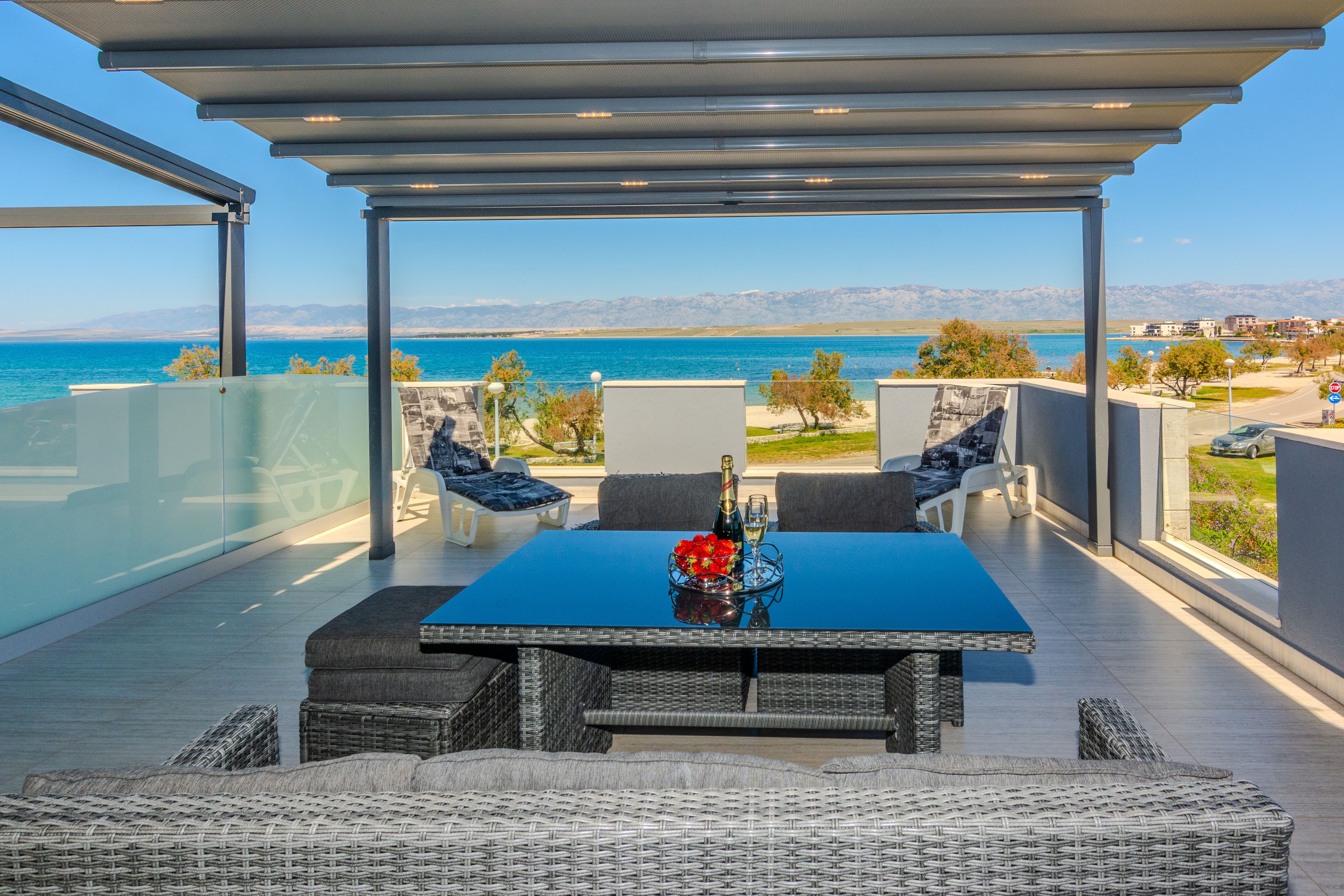 Two bedroom apartment near beach Vir  A-b