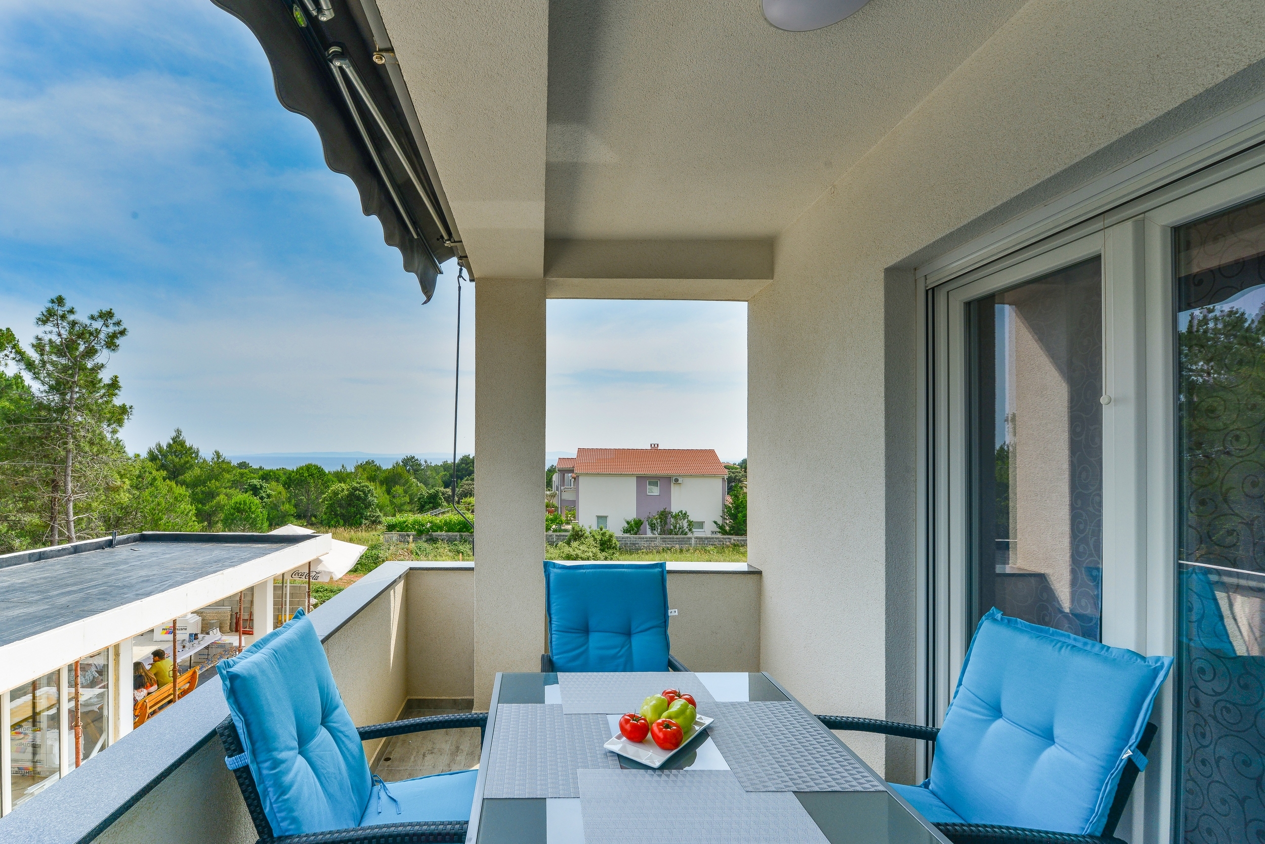One bedroom apartment with balcony and sea view Vir - Kozjak, Vir  A-a