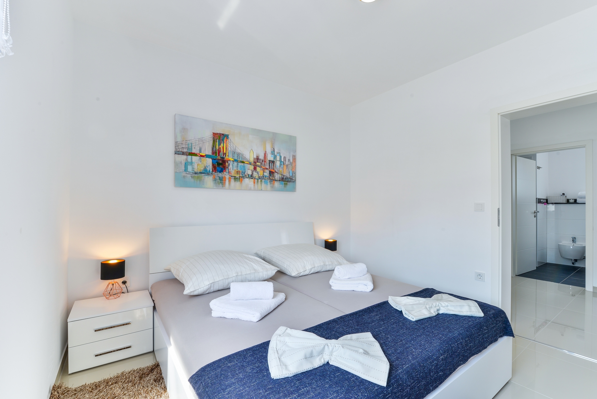 One bedroom apartment with balcony and sea view Vir - Kozjak, Vir  A-b