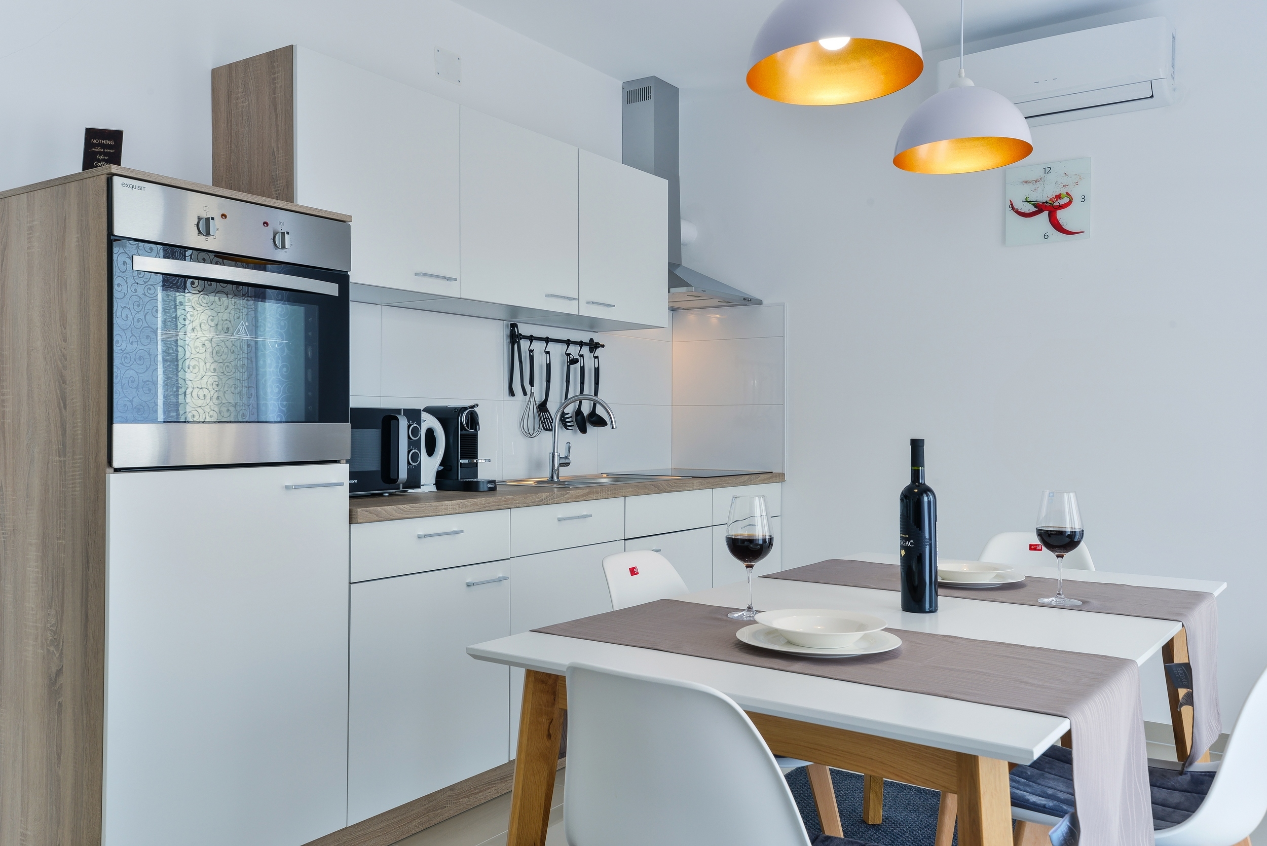 One bedroom apartment with balcony and sea view Vir - Kozjak, Vir  A-b