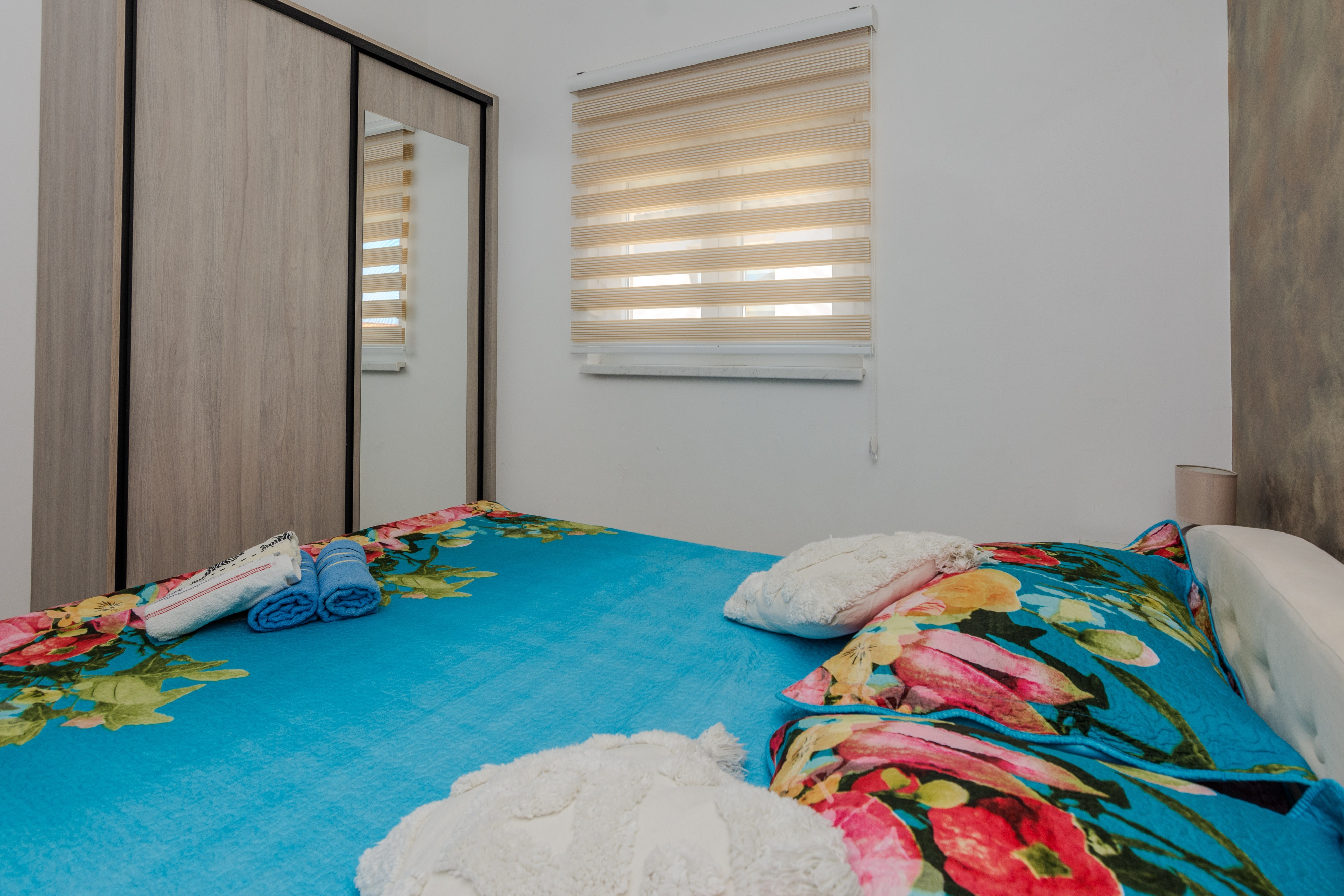 Two bedroom apartment near beach Vir  A-c