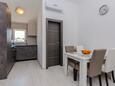 Столовая Vir, Столовая в размещении типа apartment, доступный кондиционер и WiFi.