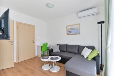 Vir, Гостиная в размещении типа apartment, доступный кондиционер и WiFi.