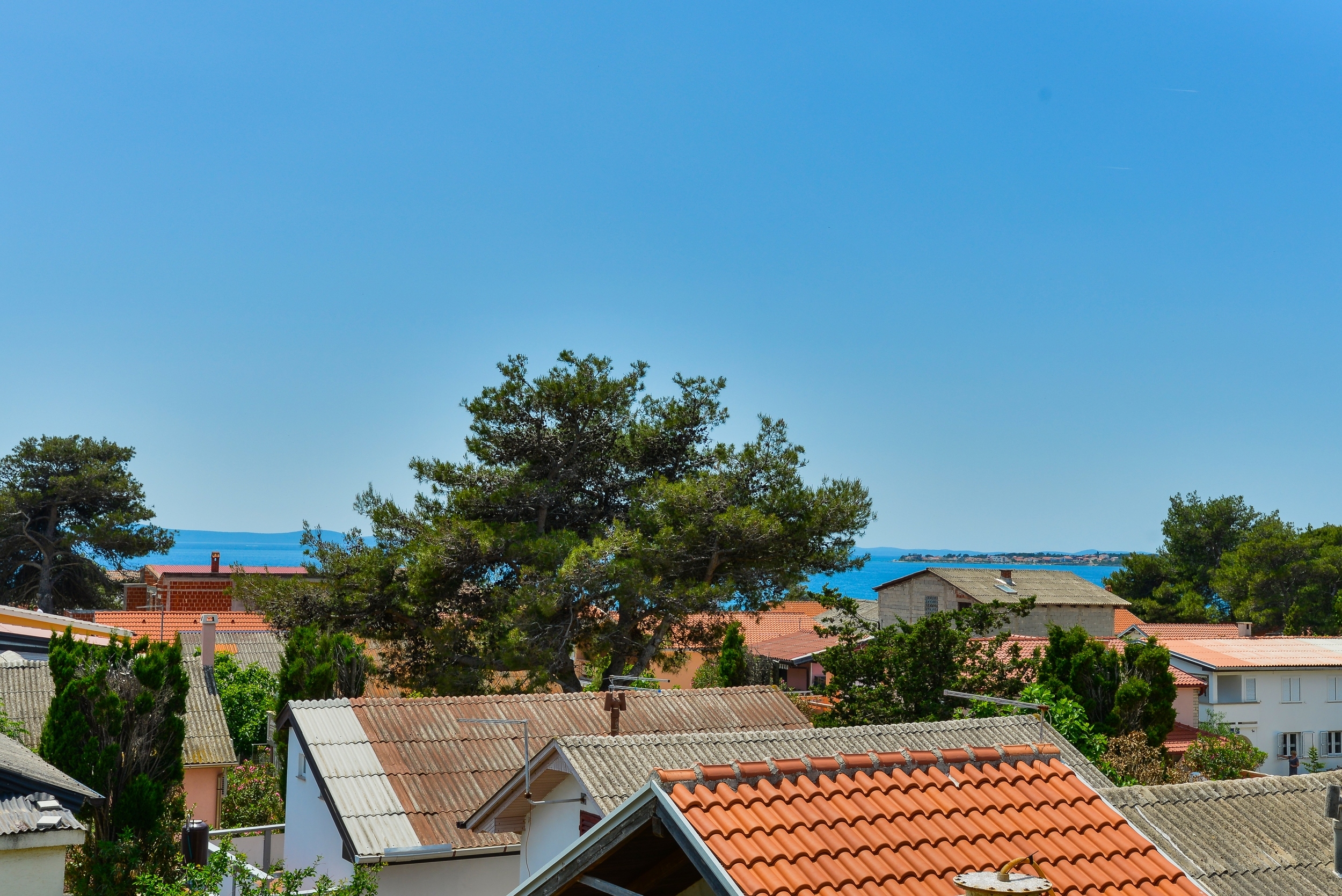 Studio flat with balcony and sea view Vir  AS-a