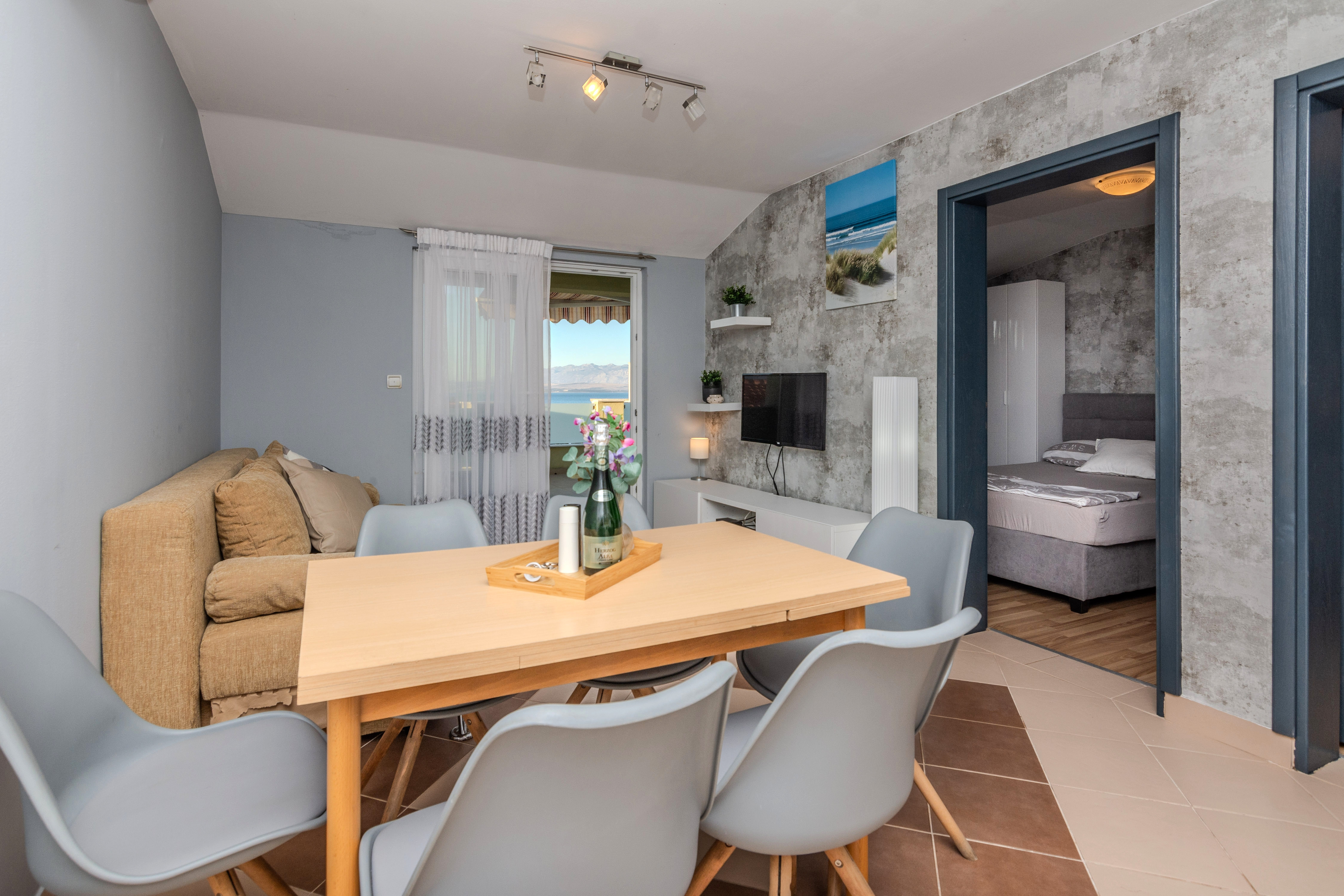 Two bedroom apartment with balcony and sea view Vir - Lozice, Vir (A-18593-b) Two bedroom apartment with balcony and sea view Vir - Lozice, Vir (A-18593-b)