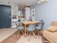 Vir - Lozice, Столовая в размещении типа apartment, WiFi.