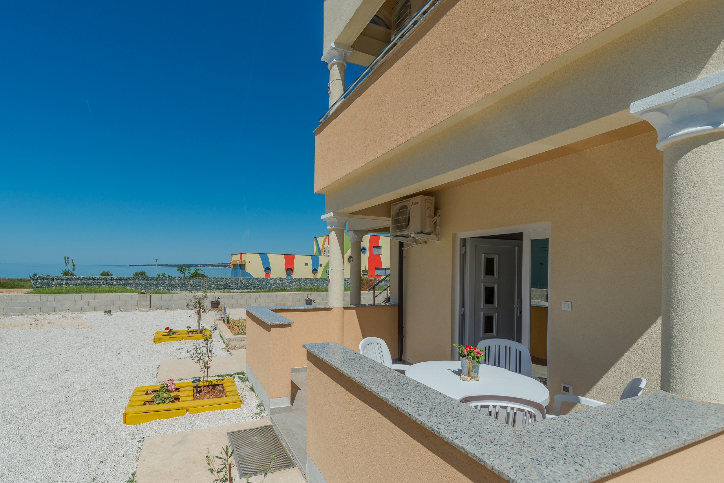 One bedroom apartment with terrace and sea view Privlaka, Zadar  A-b