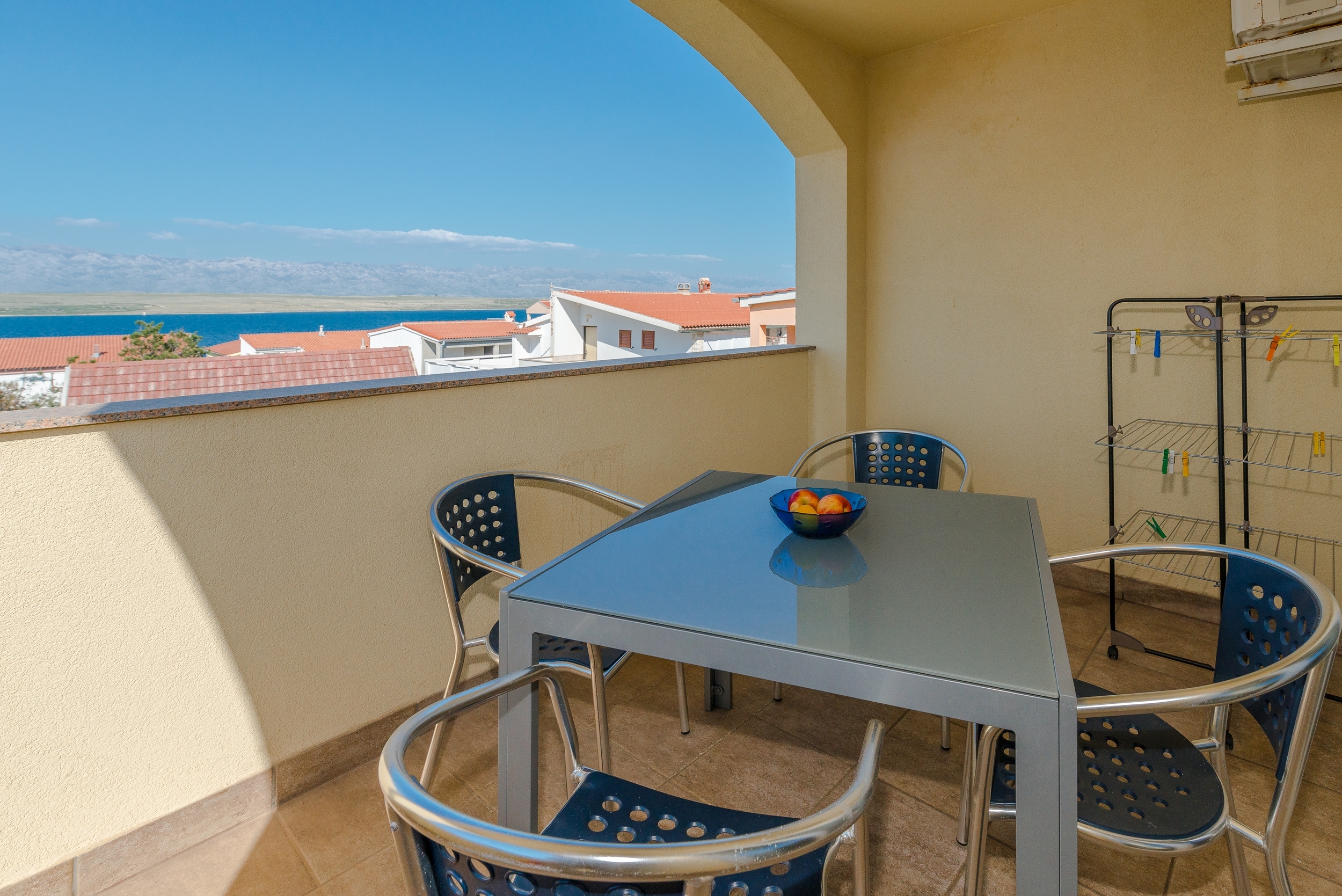One bedroom apartment with balcony and sea view Vir  A-c