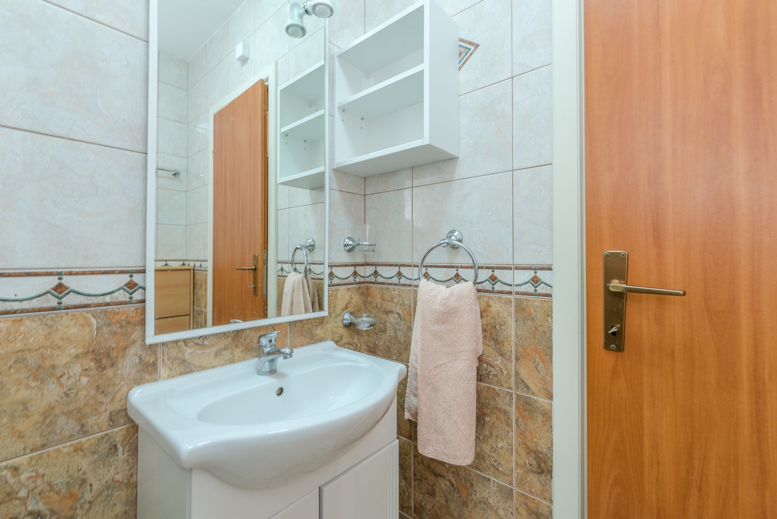 One bedroom apartment with balcony and sea view Vir  A-c