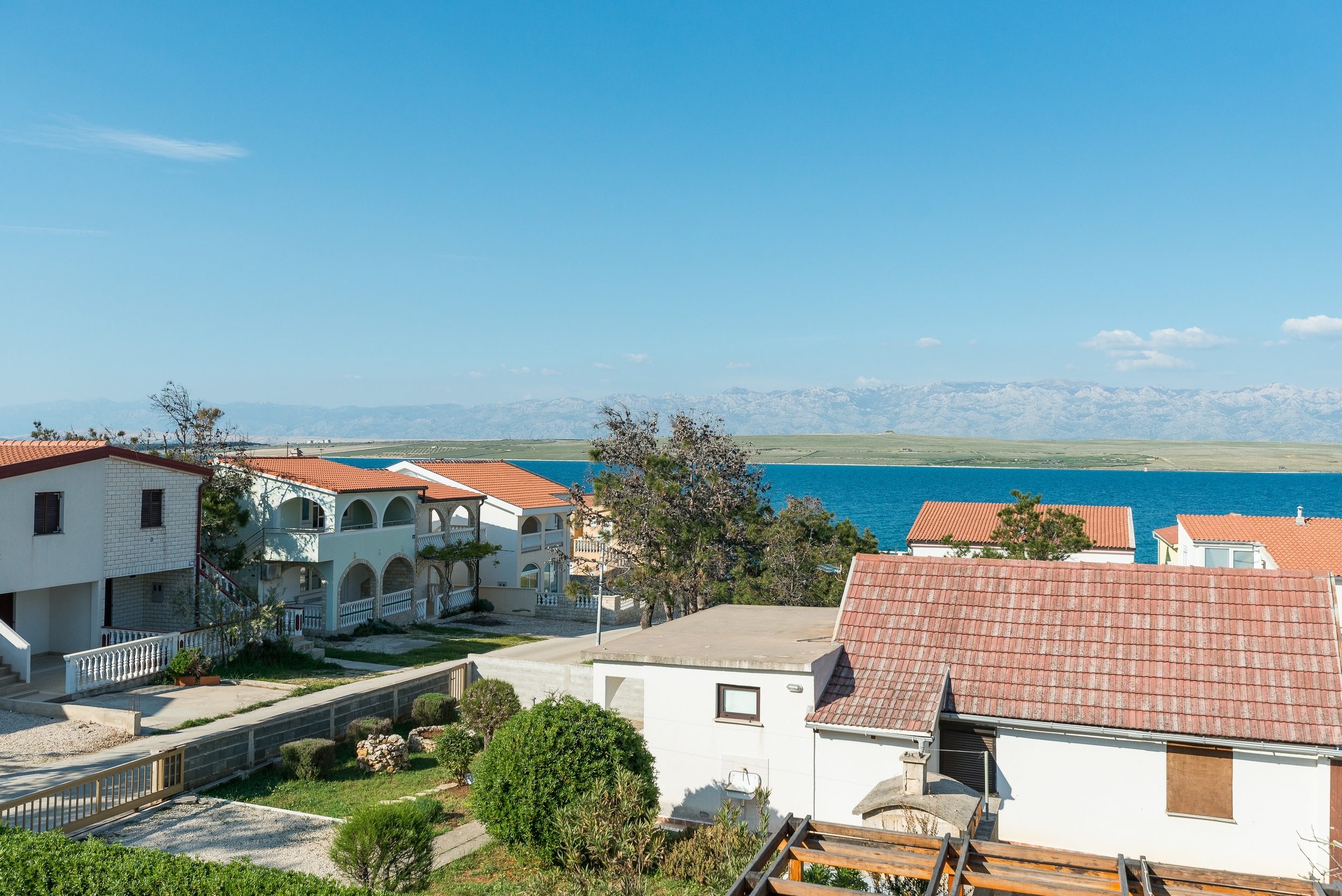 One bedroom apartment with balcony and sea view Vir  A-d