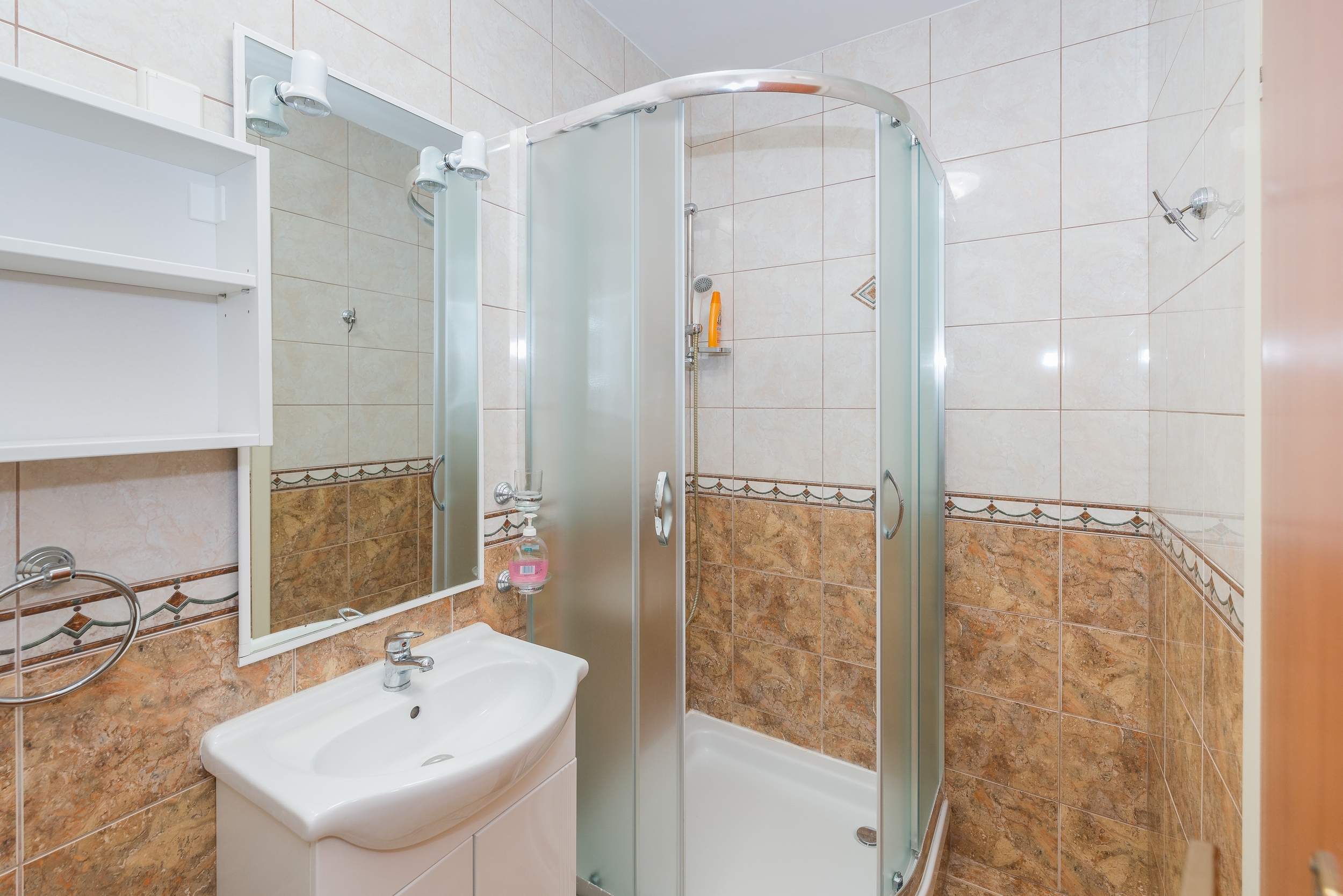 Three bedroom apartment with balcony and sea view Vir  A-e