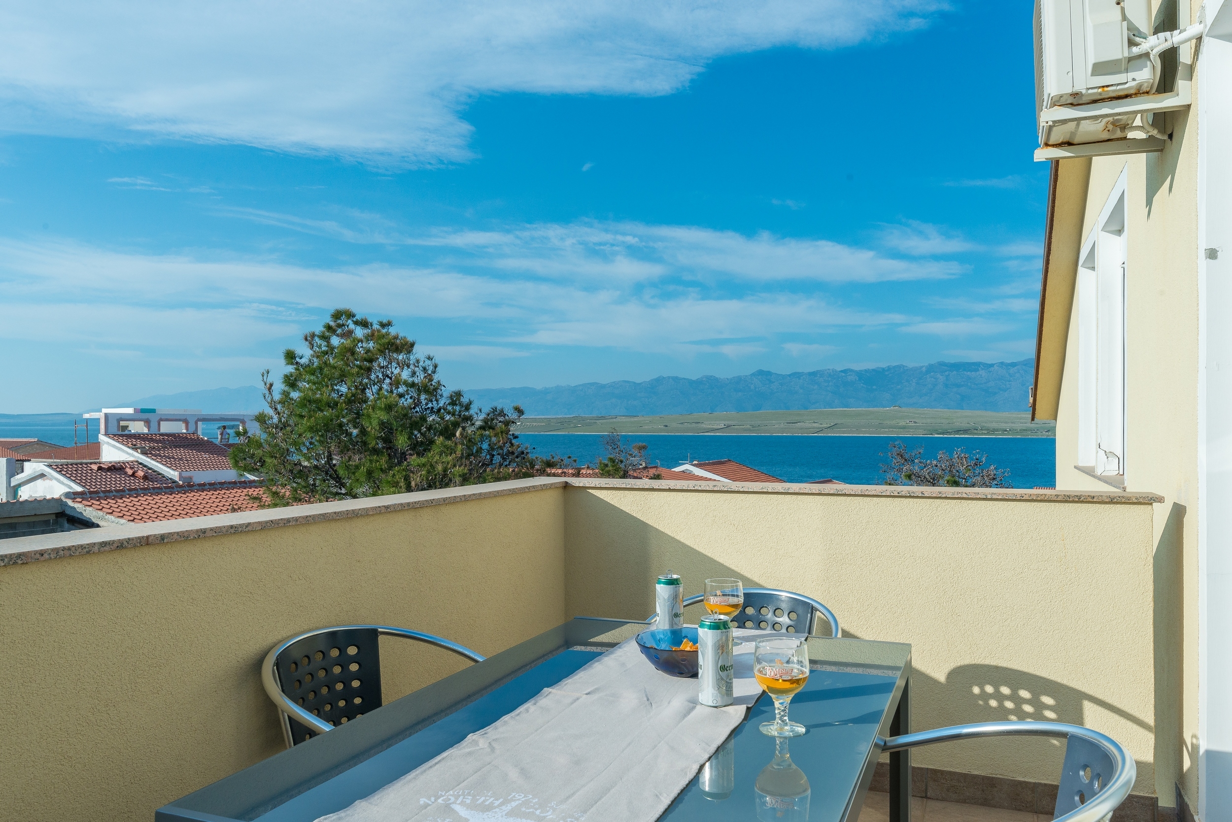 Three bedroom apartment with balcony and sea view Vir (A-18603-g)