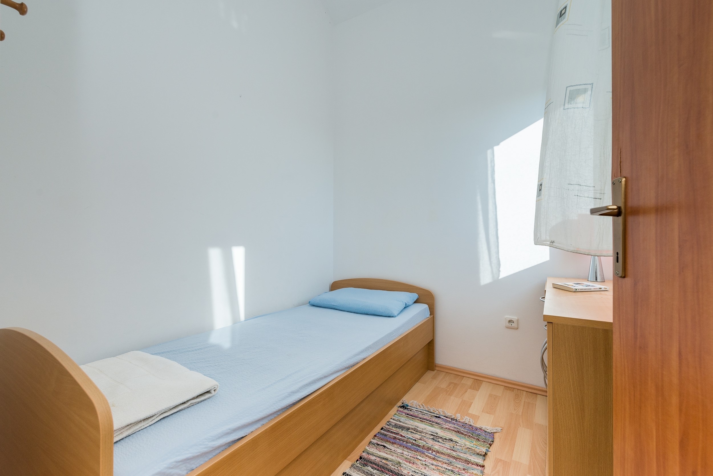Three bedroom apartment with balcony and sea view Vir  A-g