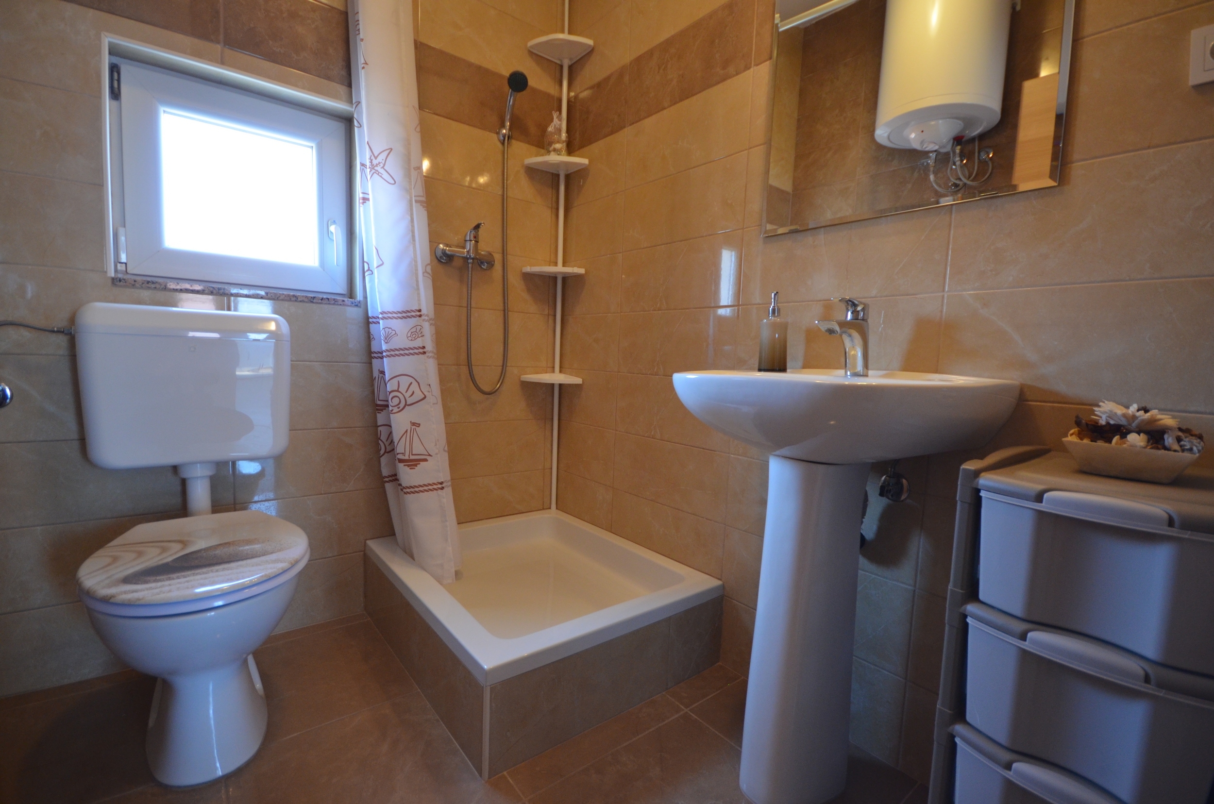 One bedroom apartment with terrace and sea view Vir  A-a