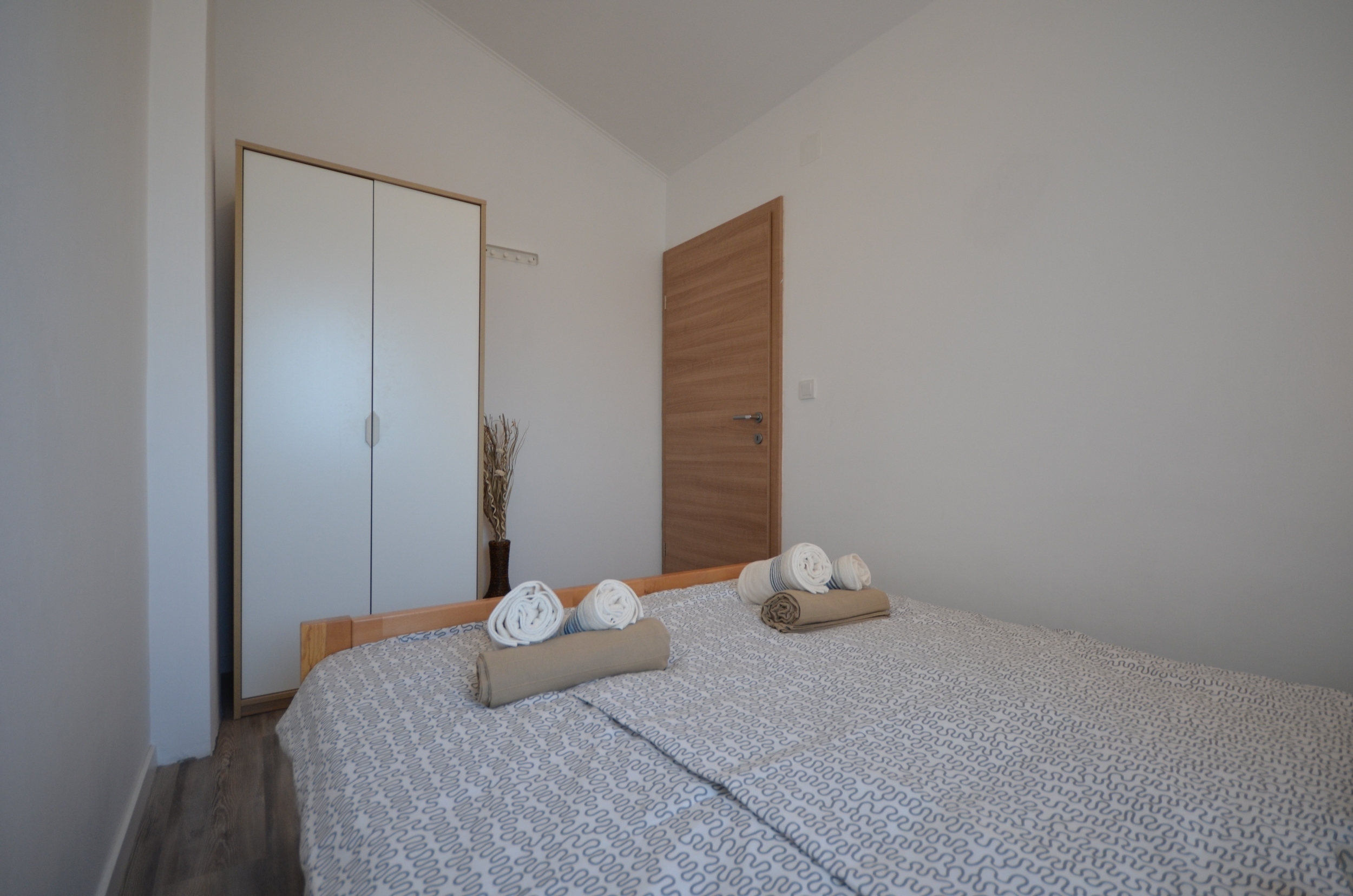 One bedroom apartment with terrace and sea view Vir  A-a