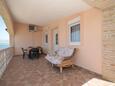 Balkon Vir, Balkon v ubytování typu apartment, s výhledem na moře.