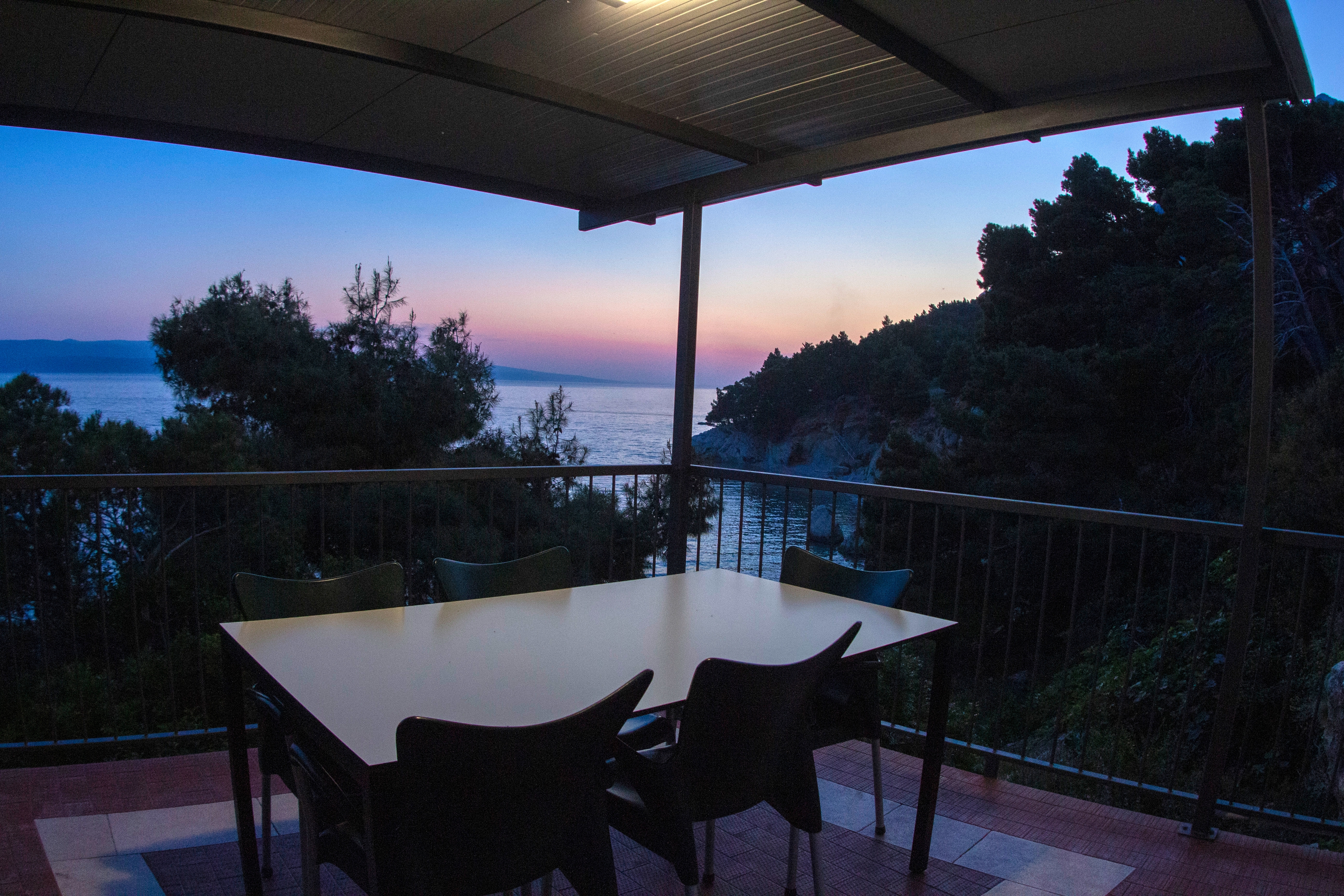 One bedroom apartment near beach Pisak, Omiš  A-a