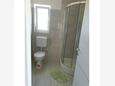 Bibinje, Bathroom in the studio-apartment, WiFi.