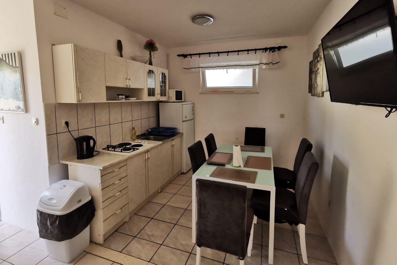 Two bedroom apartment with balcony and sea view Živogošće - Mala Duba, Makarska (A-18626-a)