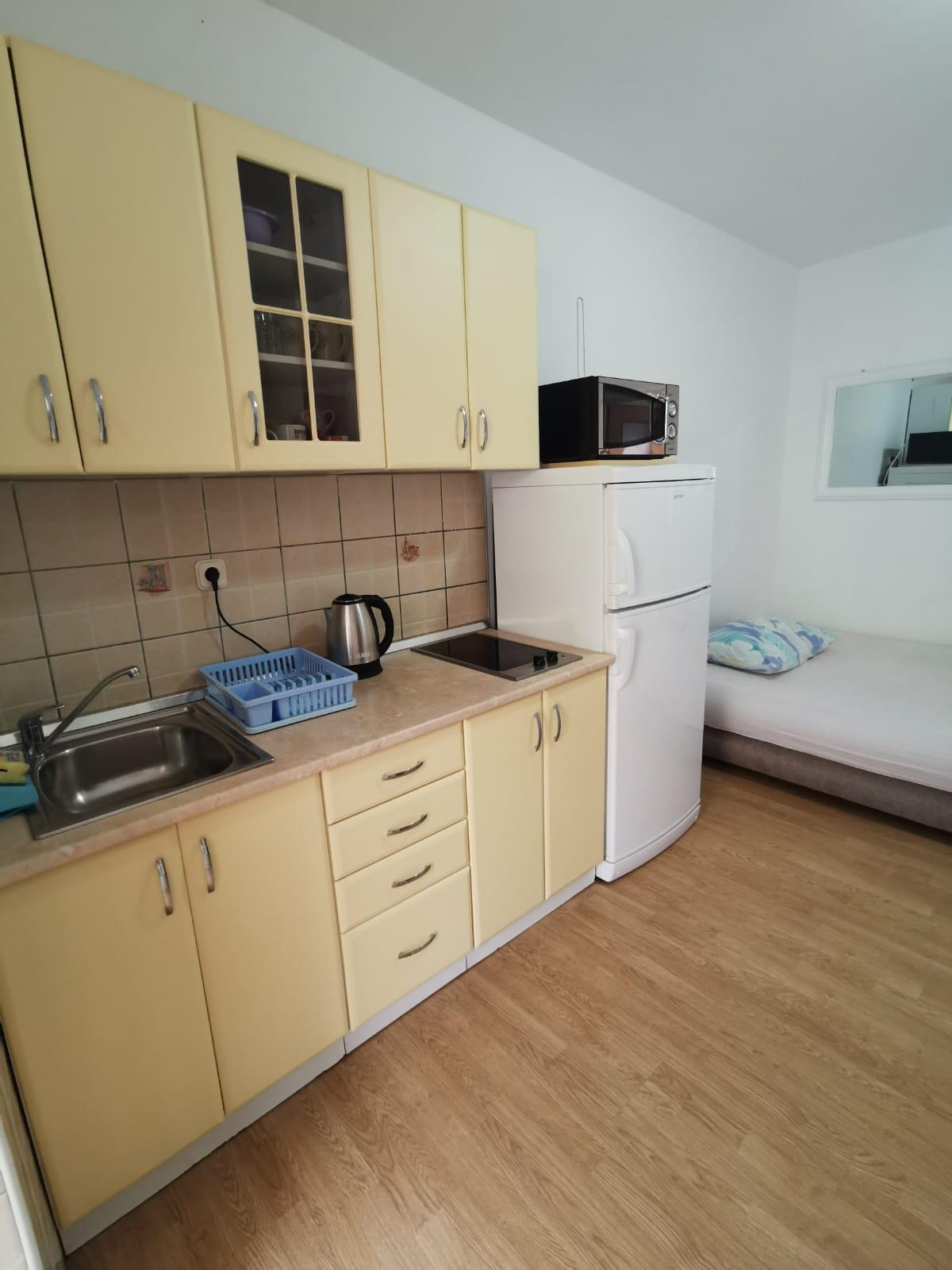 One bedroom apartment with terrace and sea view Živogošće - Mala Duba, Makarska (A-18626-c)