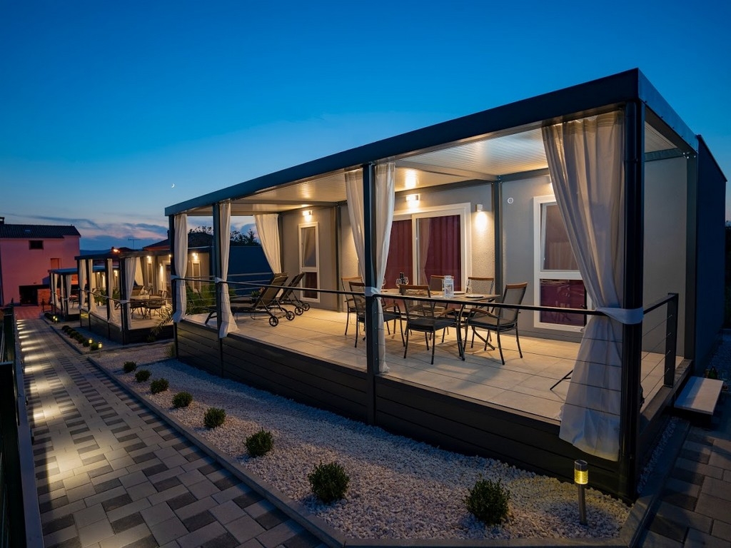 Dvosobni apartman s terasom i pogledom na more Sveti Filip i Jakov, Biograd  A-a
